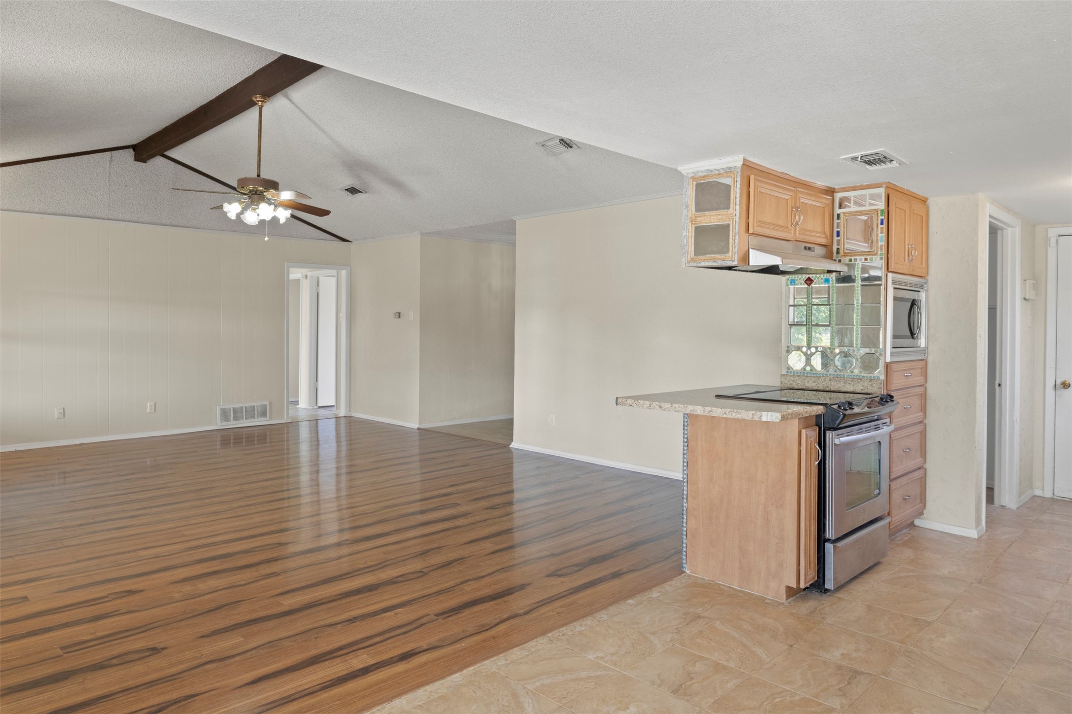 3718 W Rochelle Road Irving TX 75062