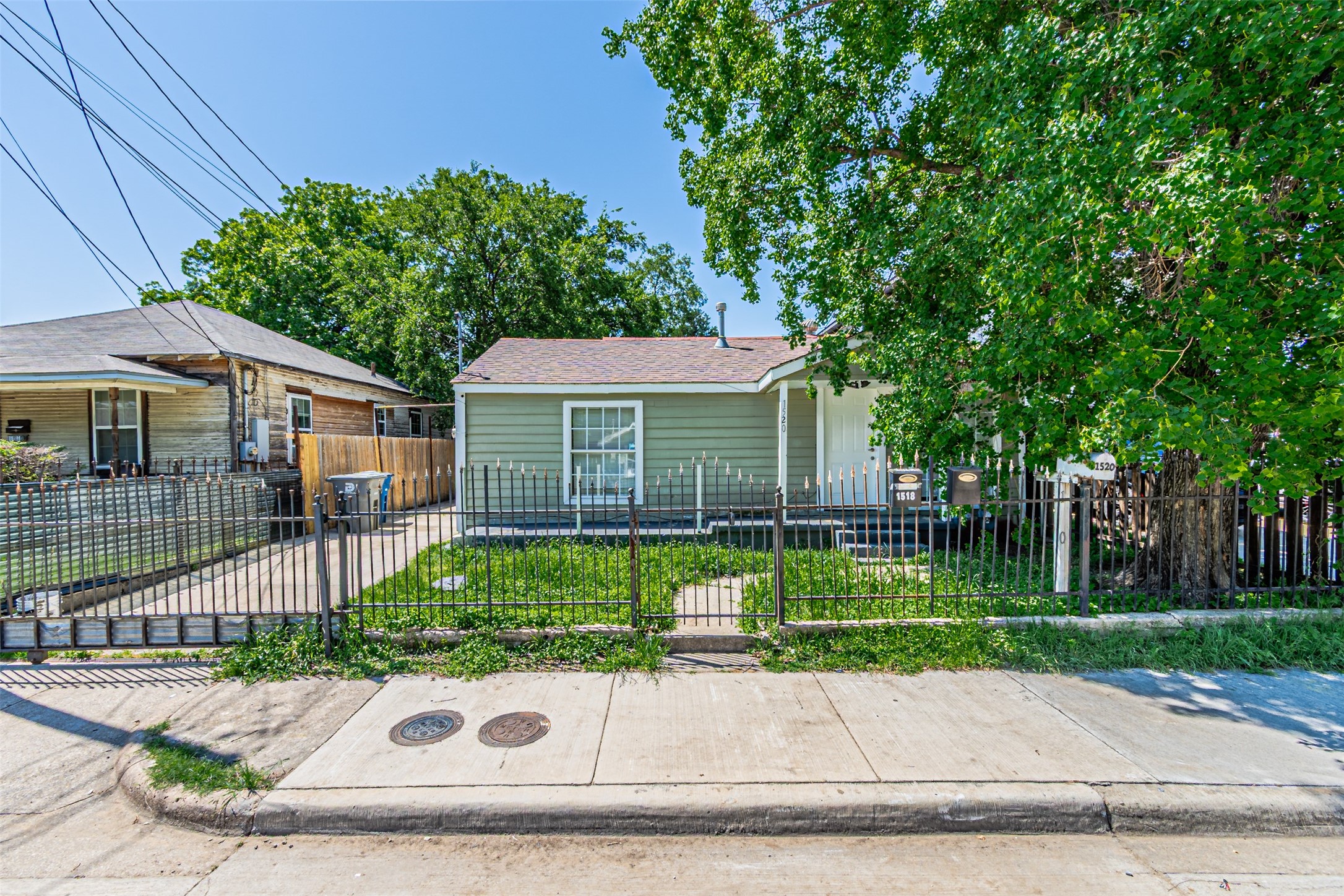 1520 Mcbroom Street Dallas TX 75212