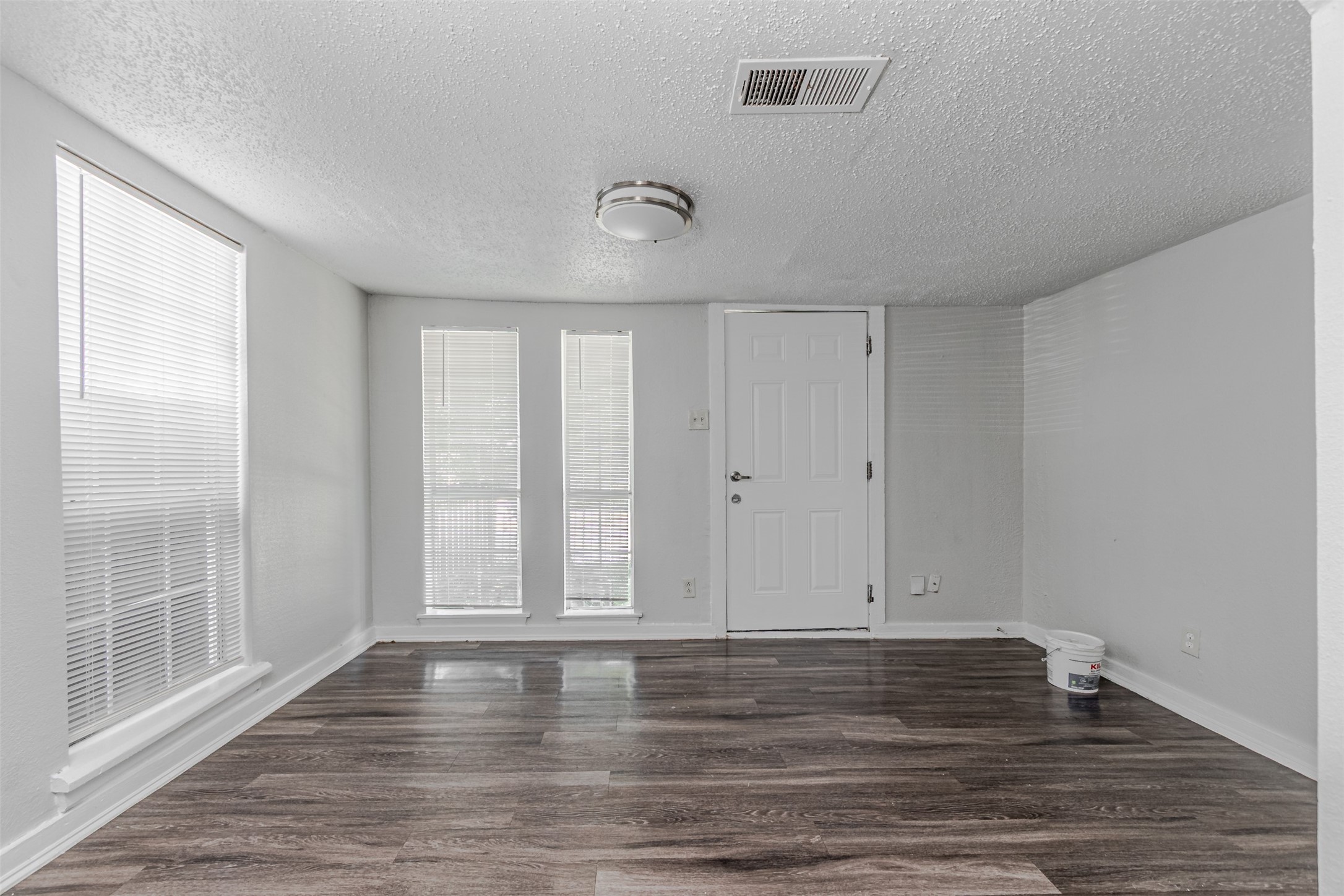 1520 Mcbroom Street Dallas TX 75212