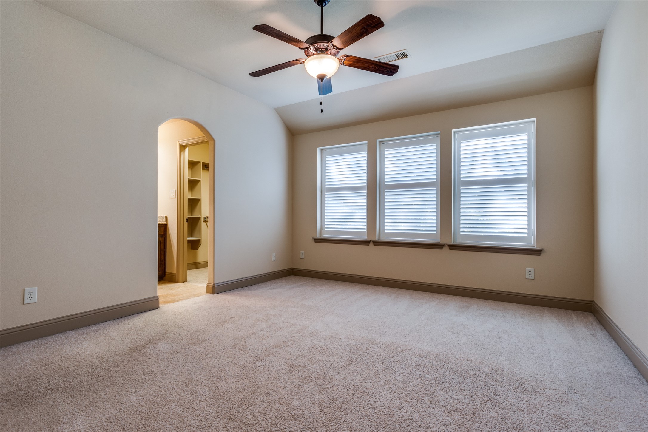 2329 Chadwick Lane Garland TX 75044