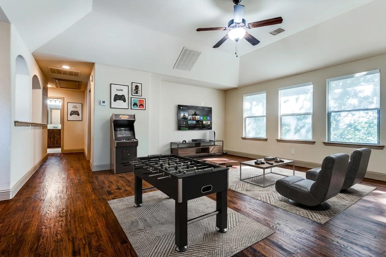 2329 Chadwick Lane Garland TX 75044