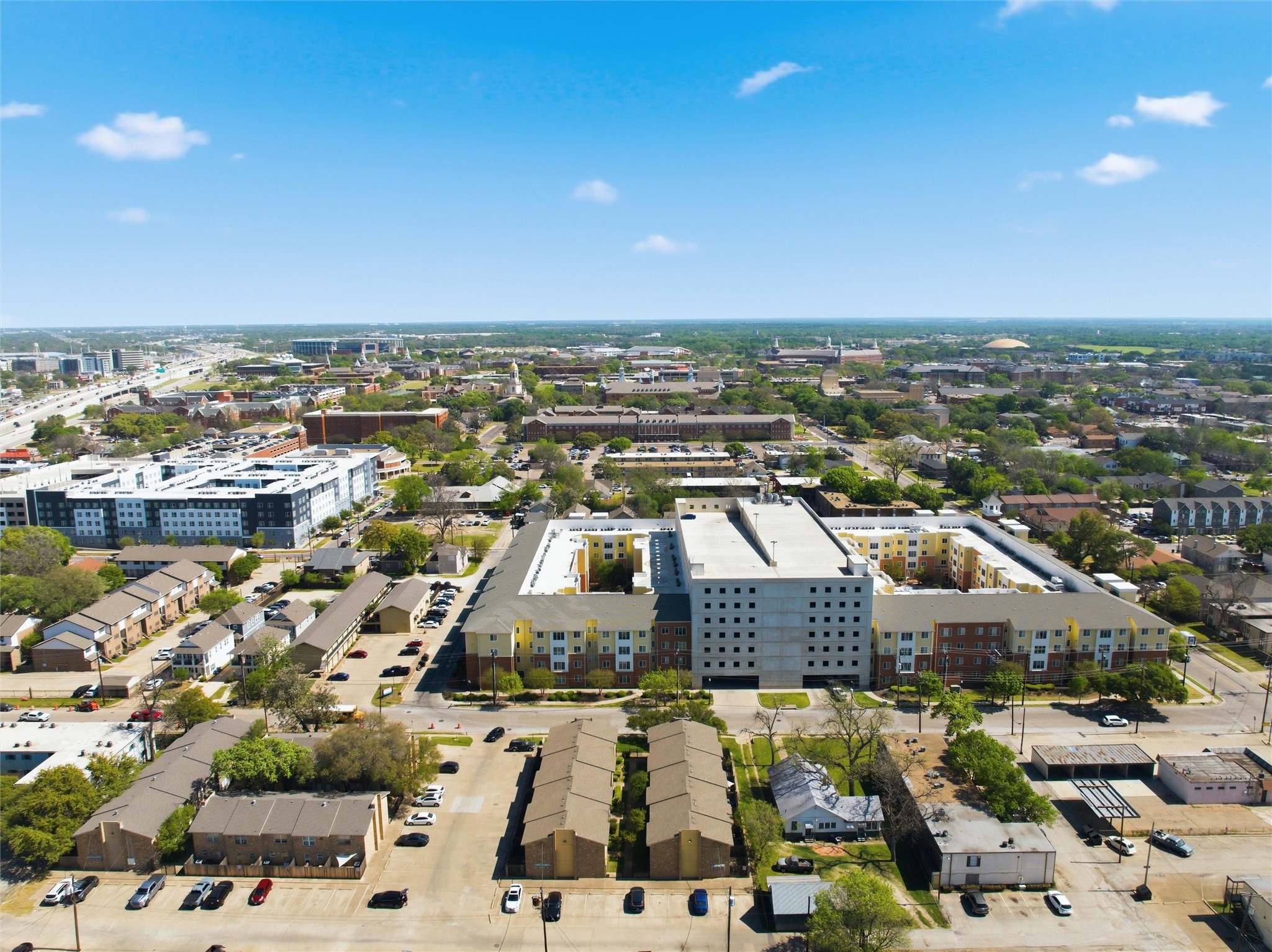 1371 S 11th Street Waco TX 76706