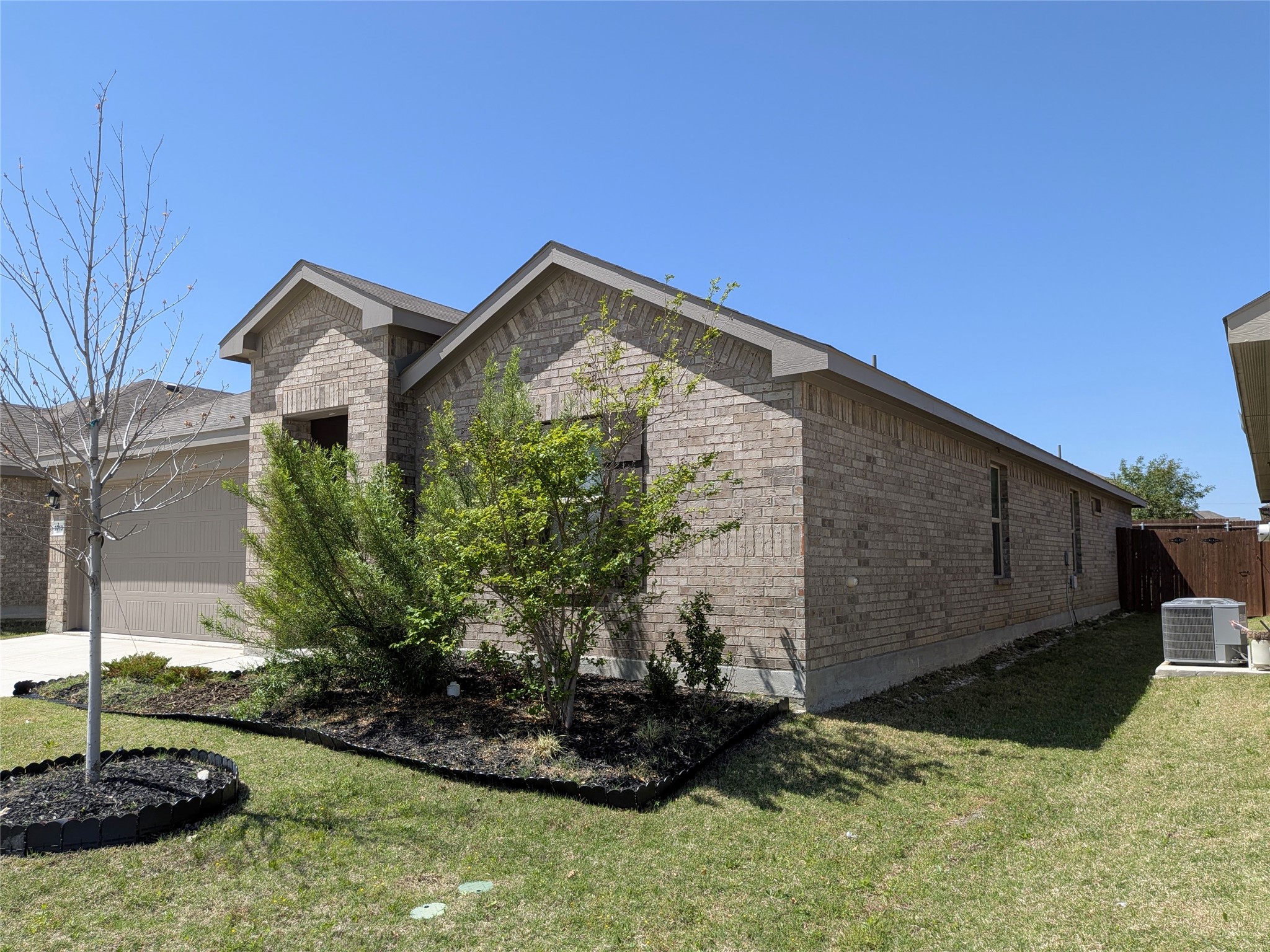 9513 Doverglen Drive Fort Worth TX 76131