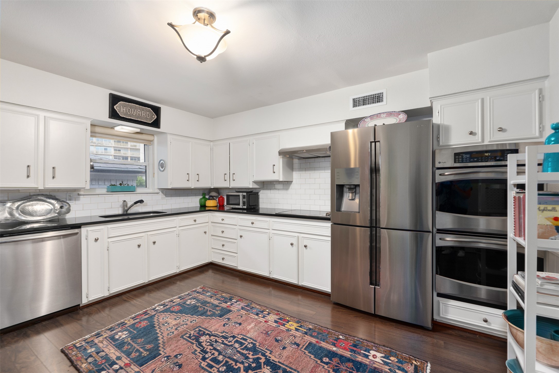 6226 Bandera Avenue Dallas TX 75225