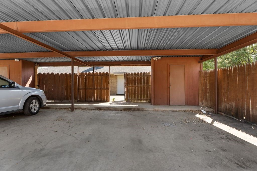 15839 El Estado Drive Dallas TX 75248