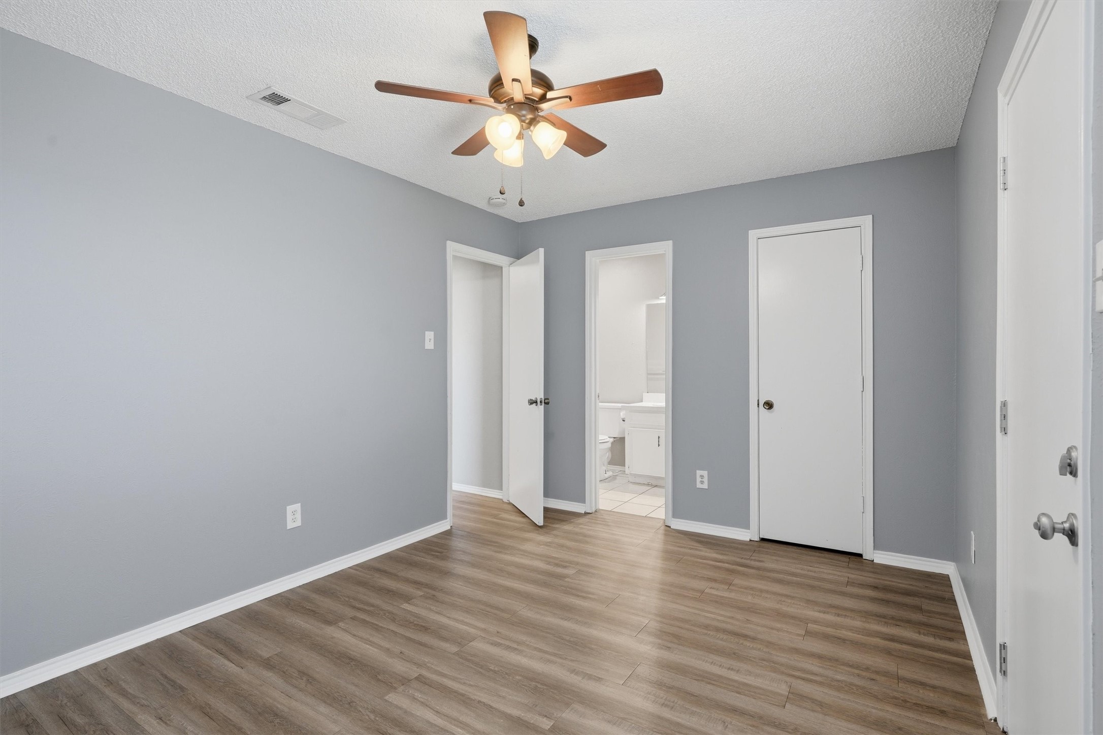 128 Meador Lane Burleson TX 76028