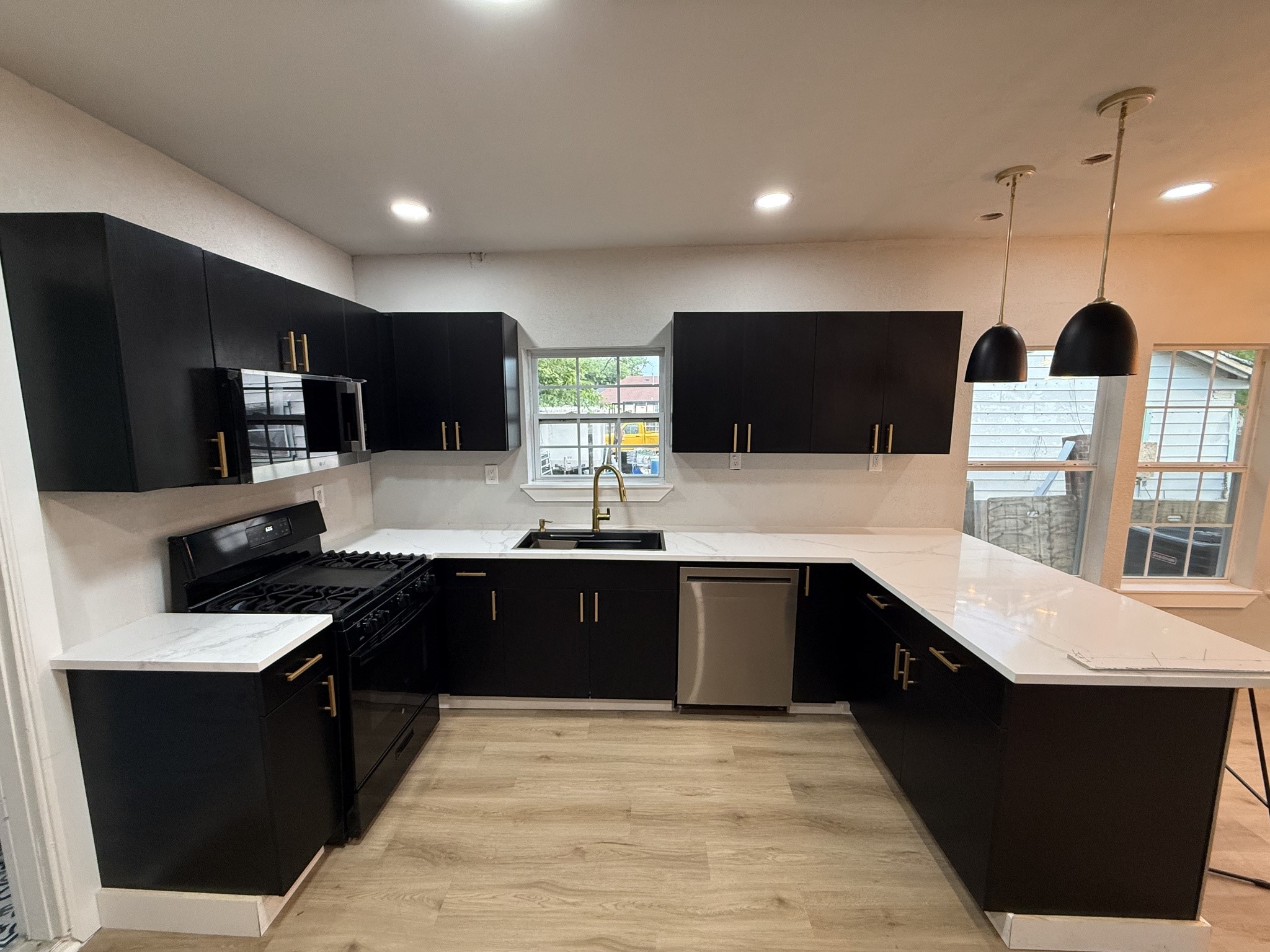 758 Bethpage Avenue Dallas TX 75217