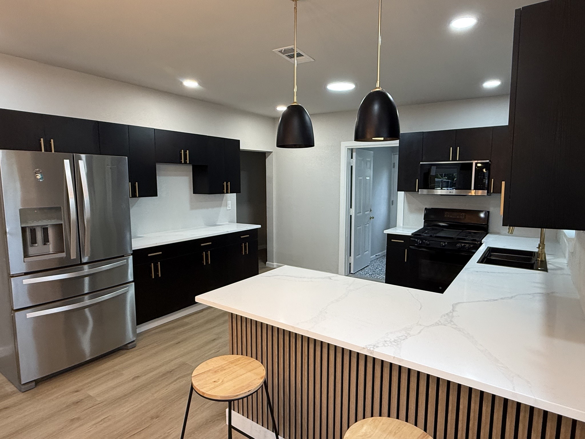 758 Bethpage Avenue Dallas TX 75217