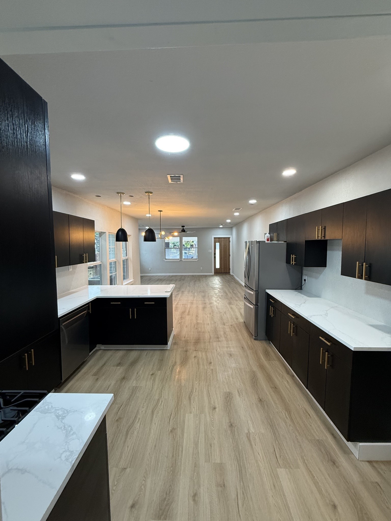 758 Bethpage Avenue Dallas TX 75217