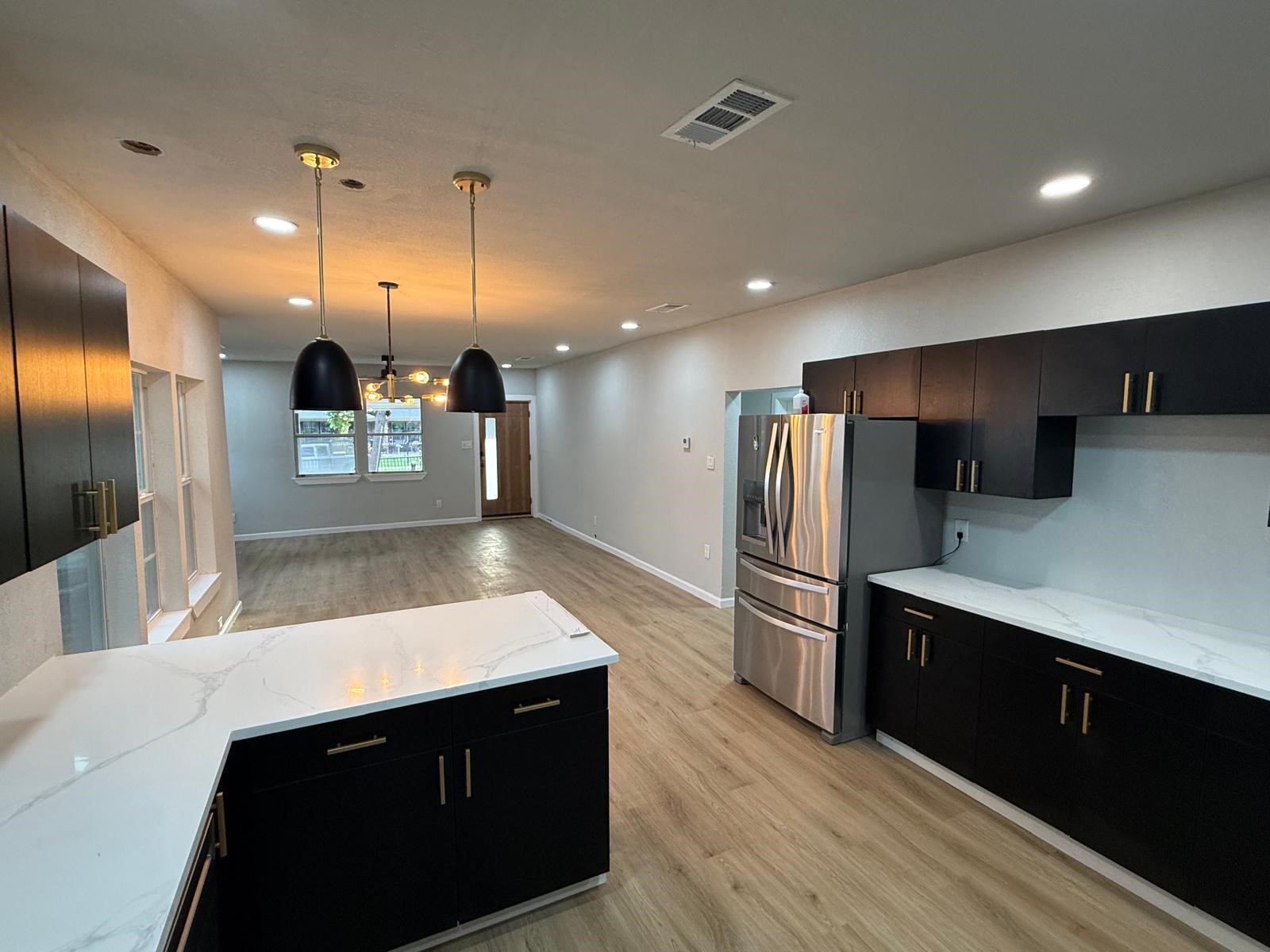 758 Bethpage Avenue Dallas TX 75217