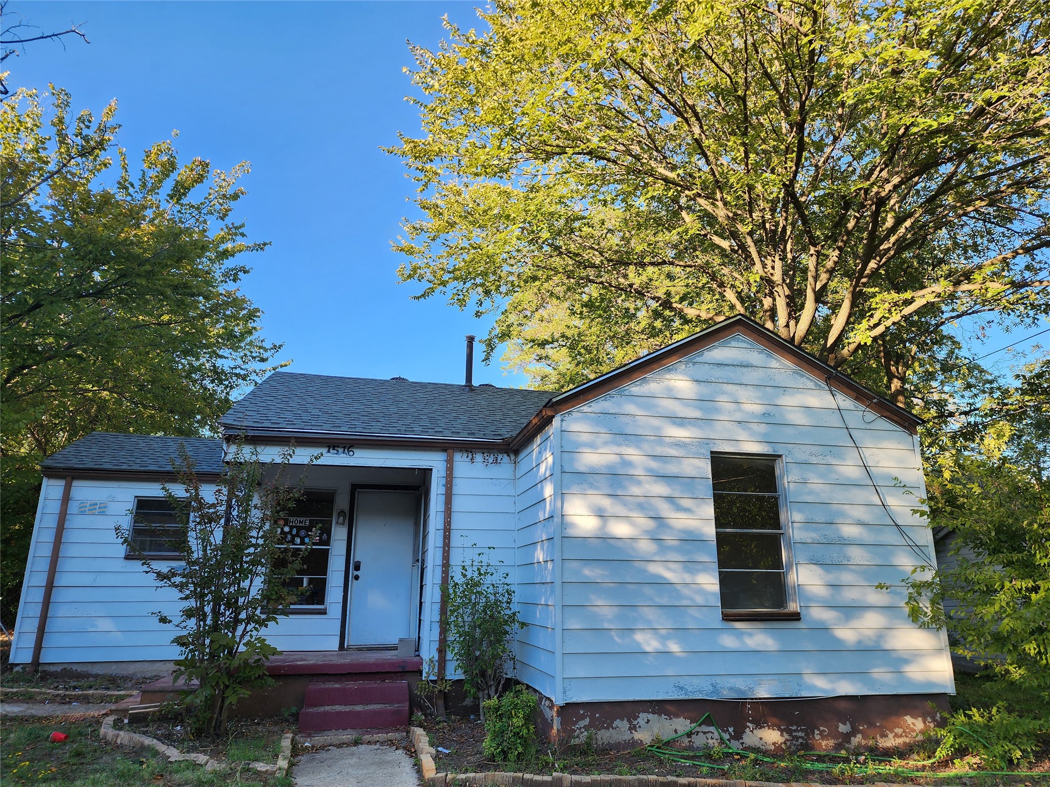 1516 Lindsey Street Denton TX 76205