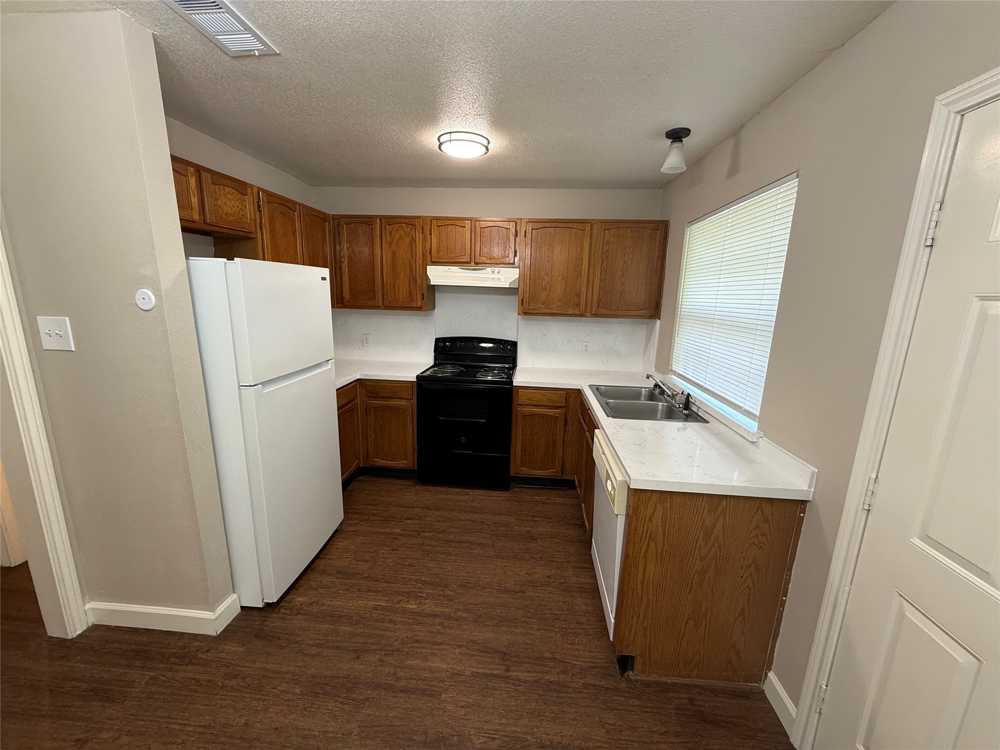 1607 N Nolan River Road Cleburne TX 76033