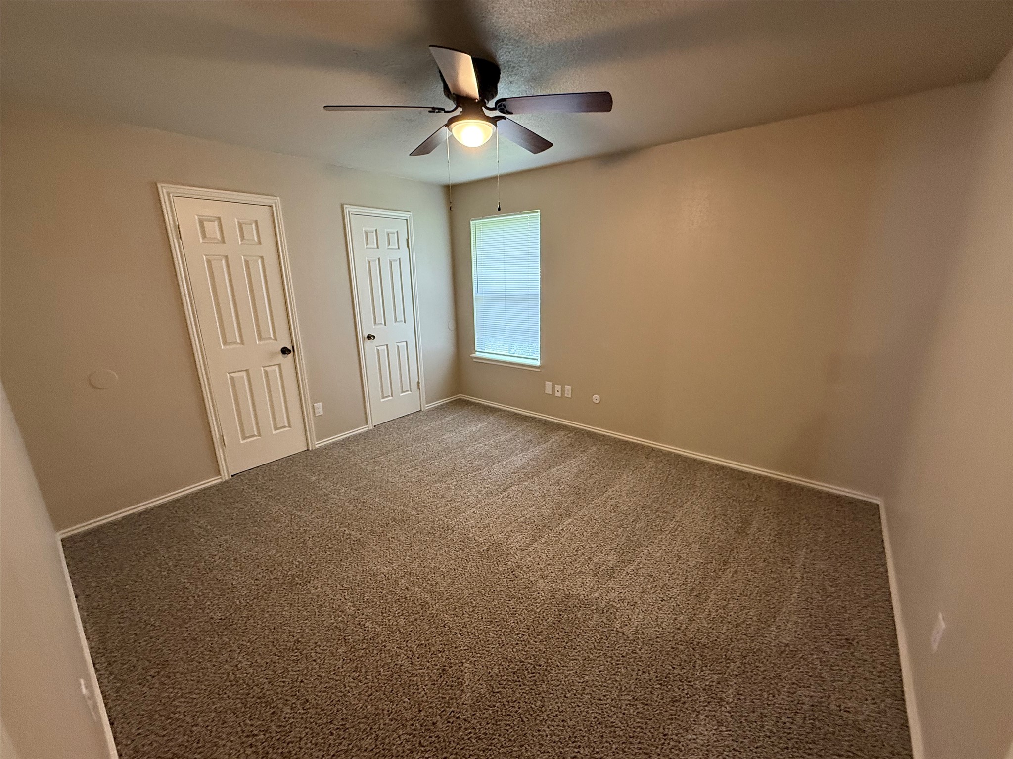 1607 N Nolan River Road Cleburne TX 76033