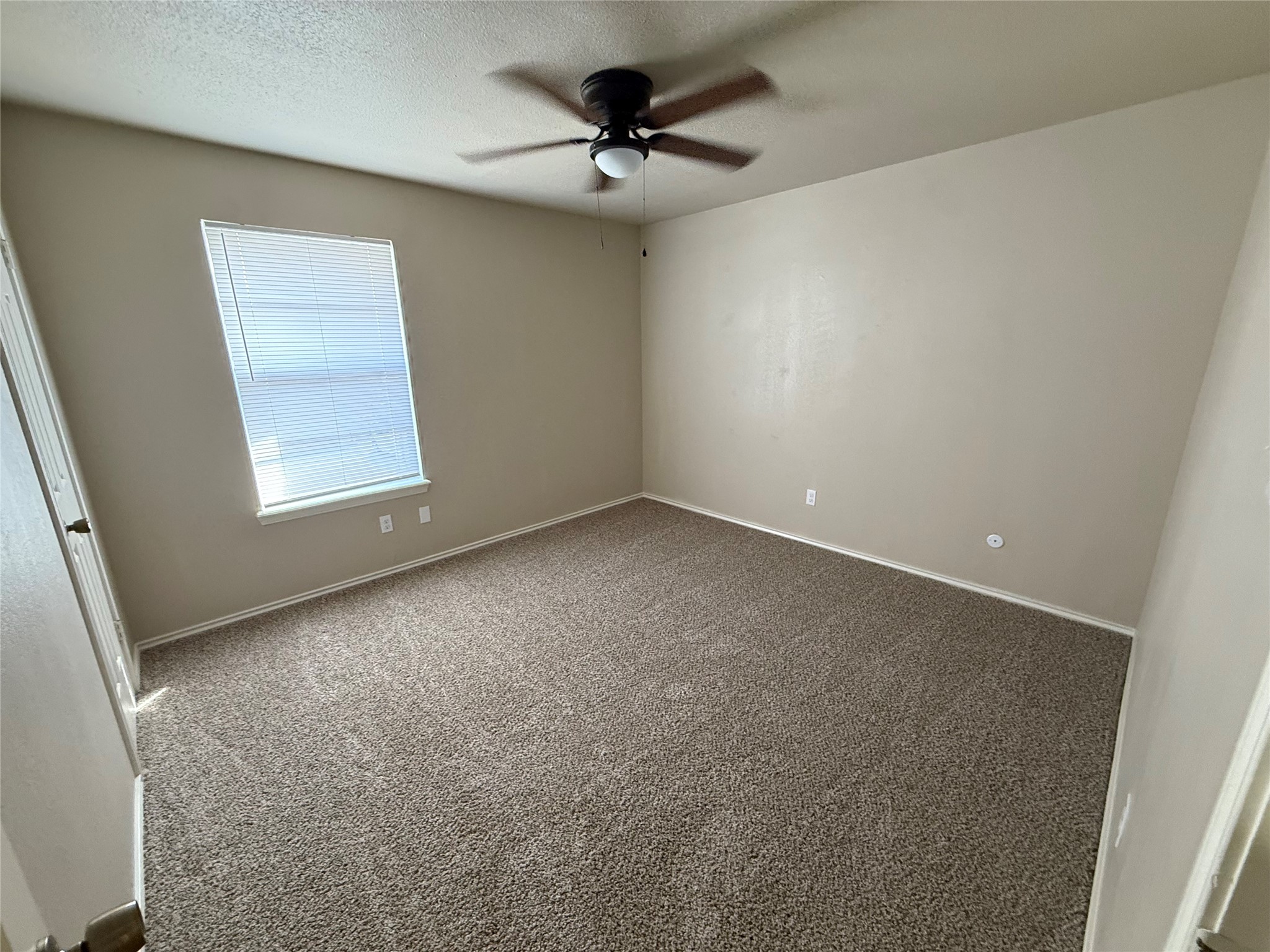 1607 N Nolan River Road Cleburne TX 76033