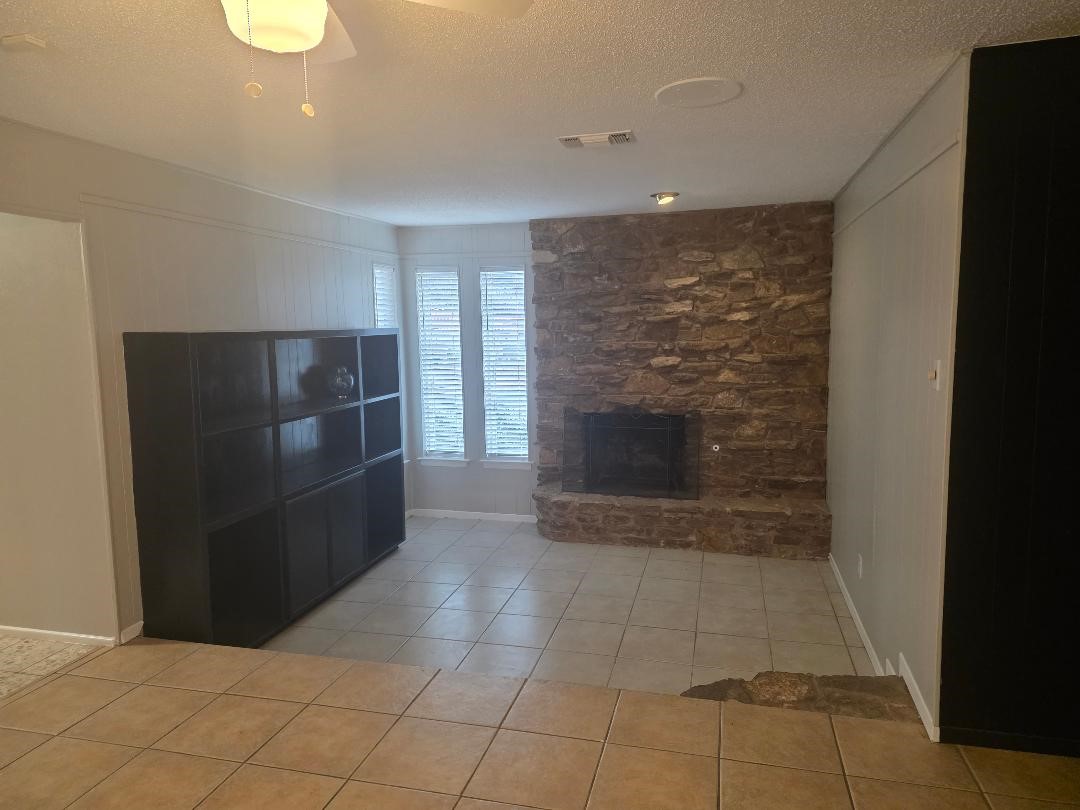 Hurst TX 76054