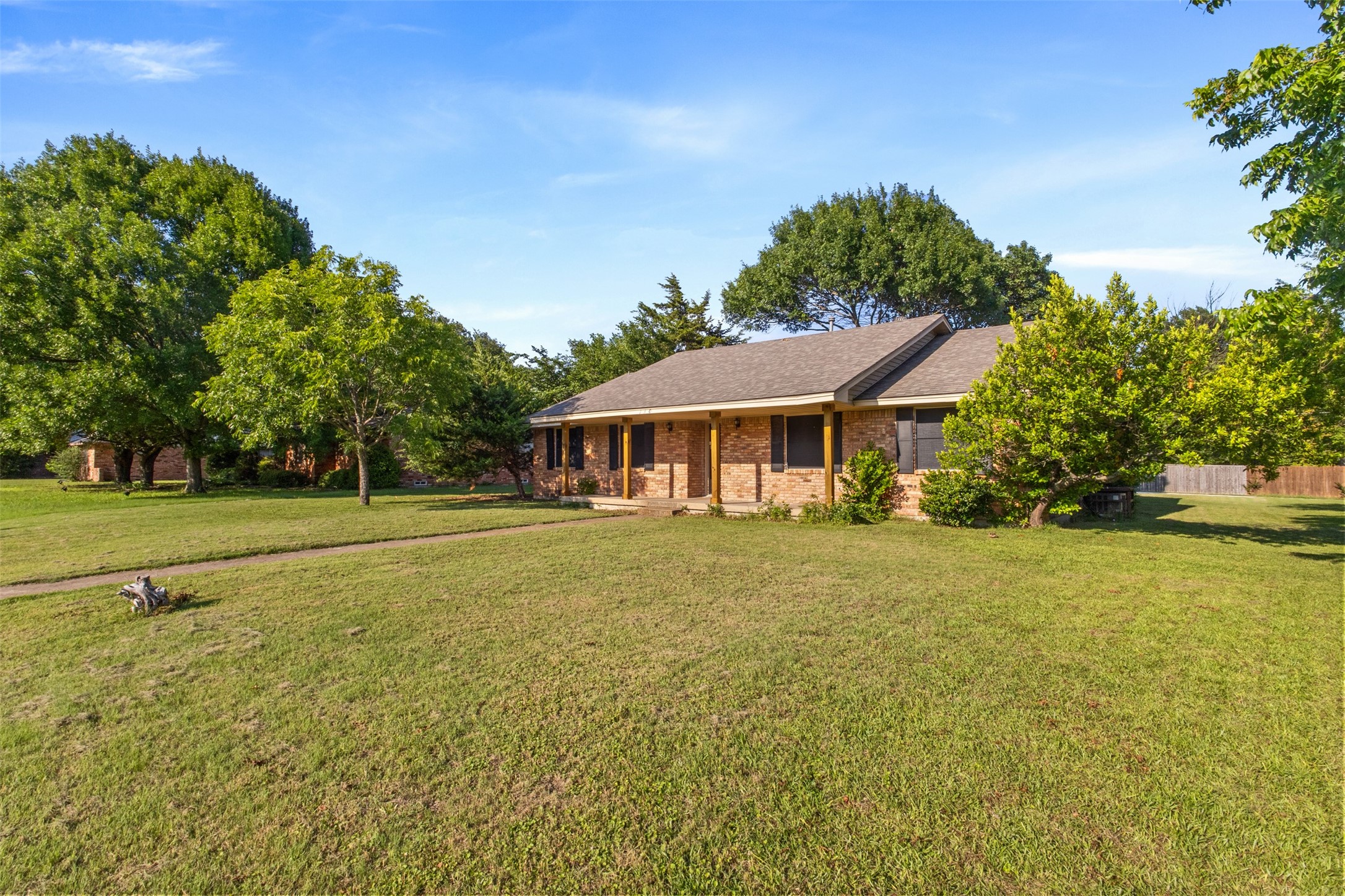 130 Blue Sky Drive Desoto TX 75115