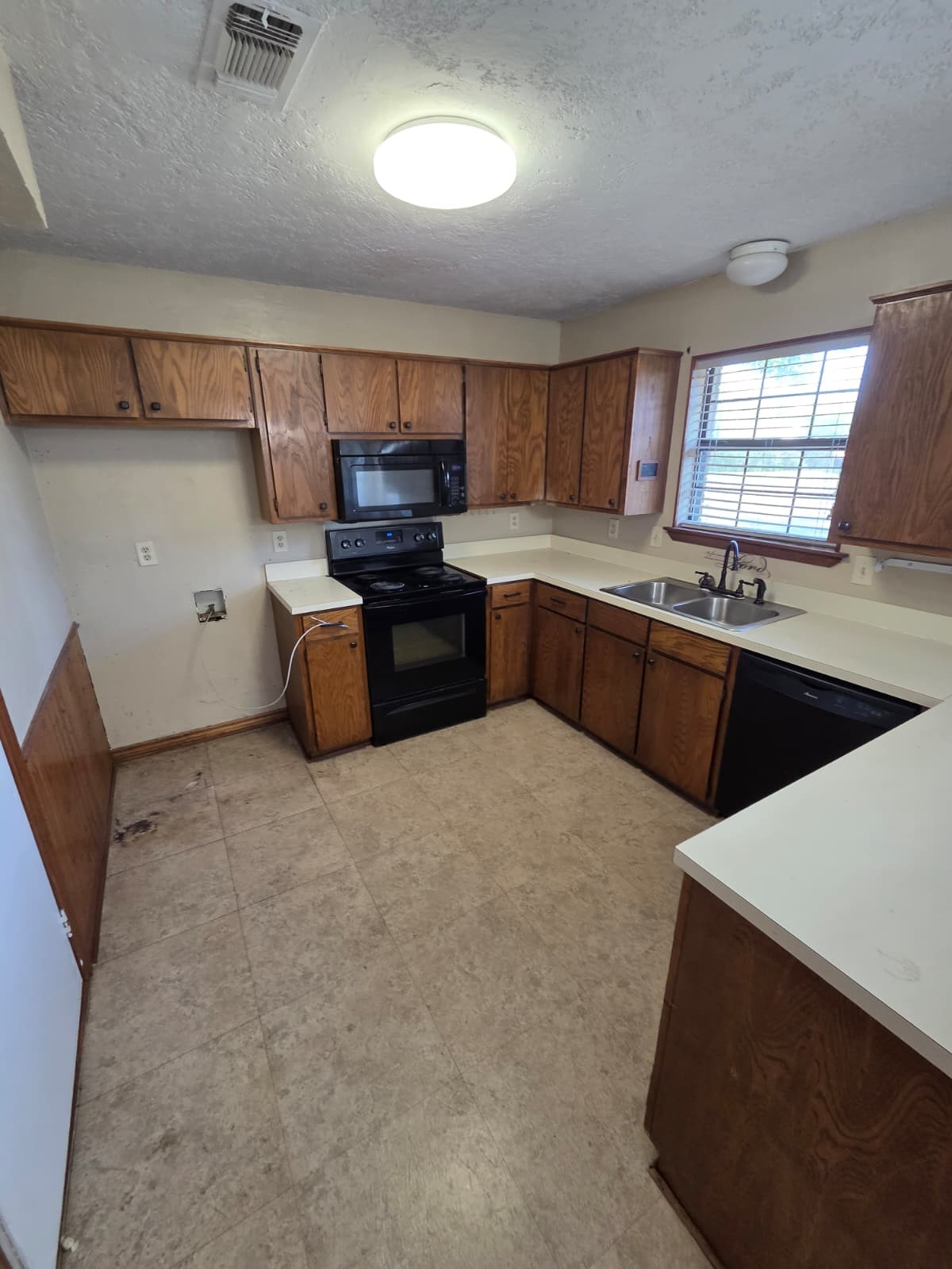 1500 N Grant Drive Sherman TX 75092