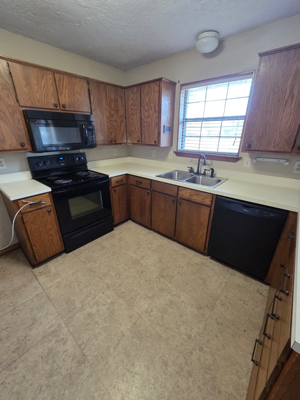 1500 N Grant Drive Sherman TX 75092