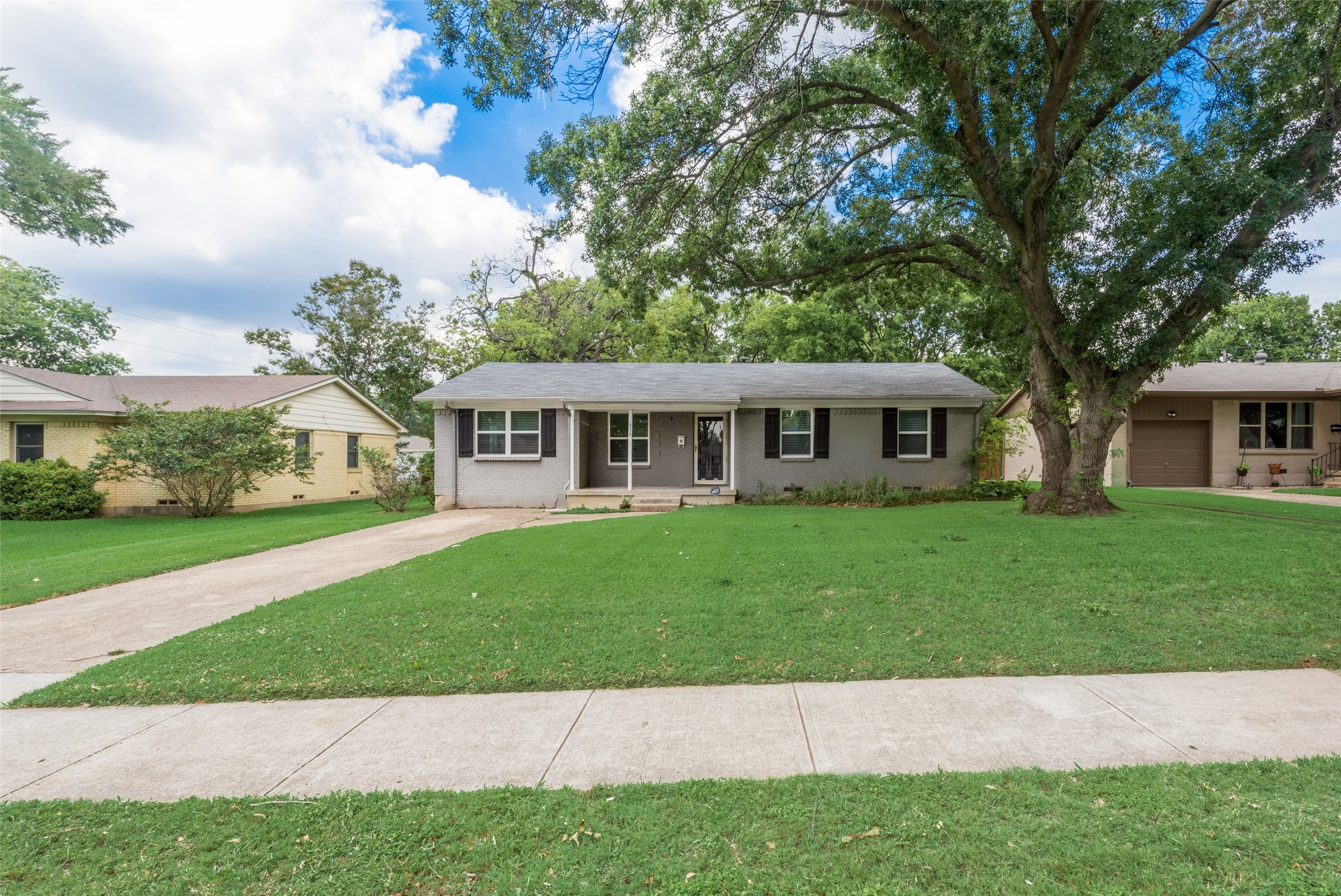 438 Daniel Street Richardson TX 75080
