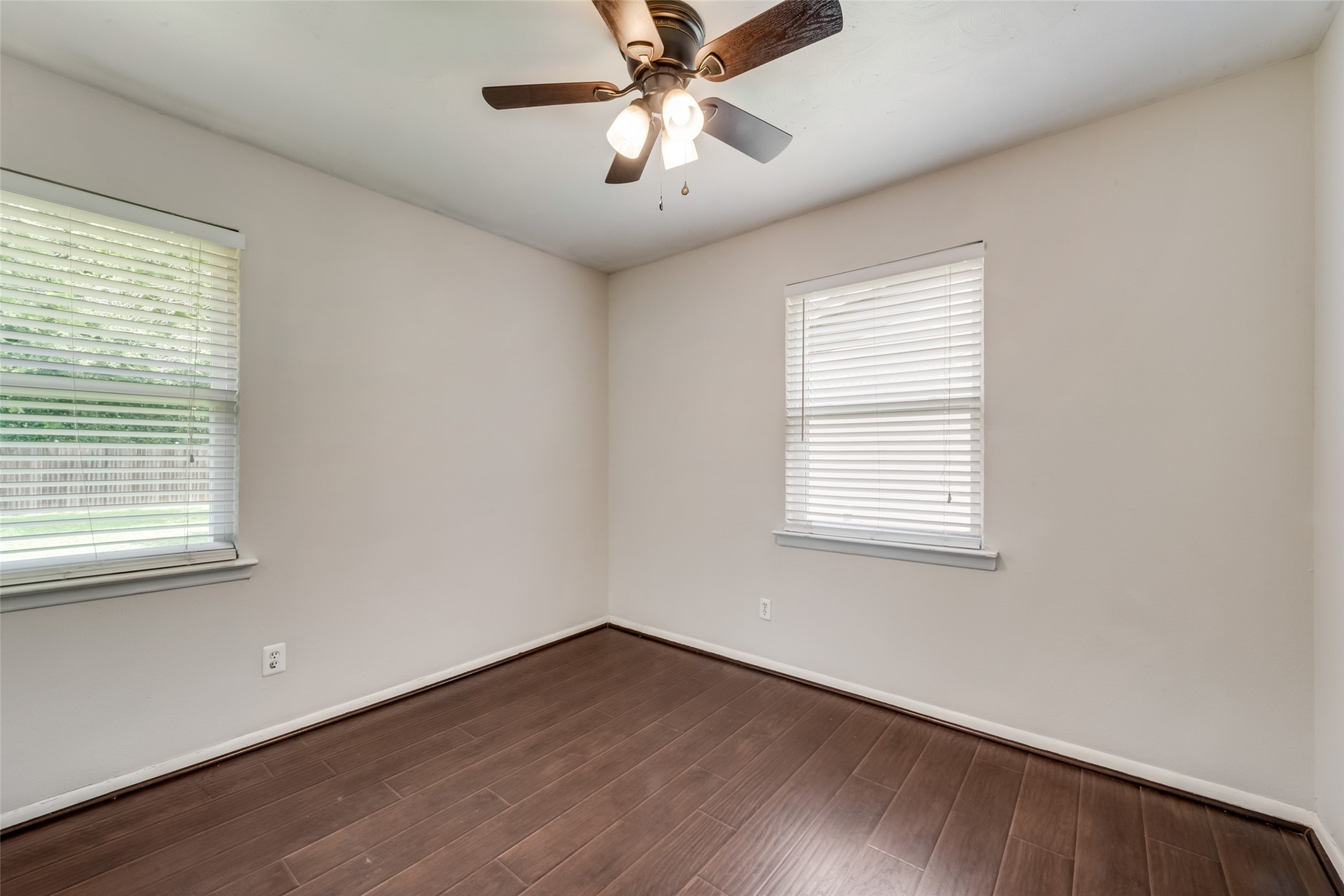 438 Daniel Street Richardson TX 75080