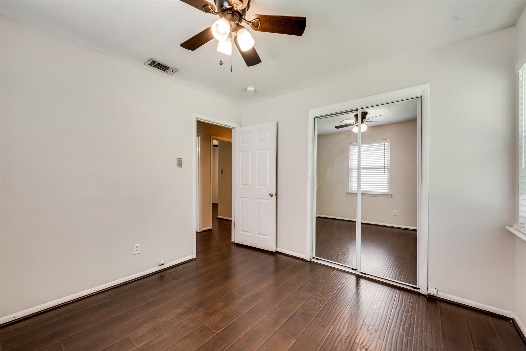 438 Daniel Street Richardson TX 75080
