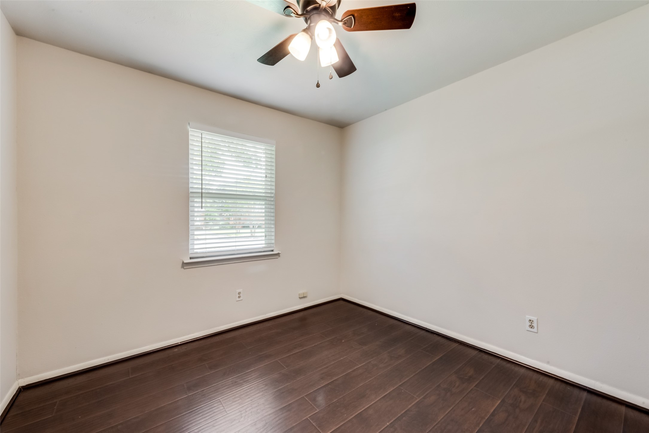 438 Daniel Street Richardson TX 75080