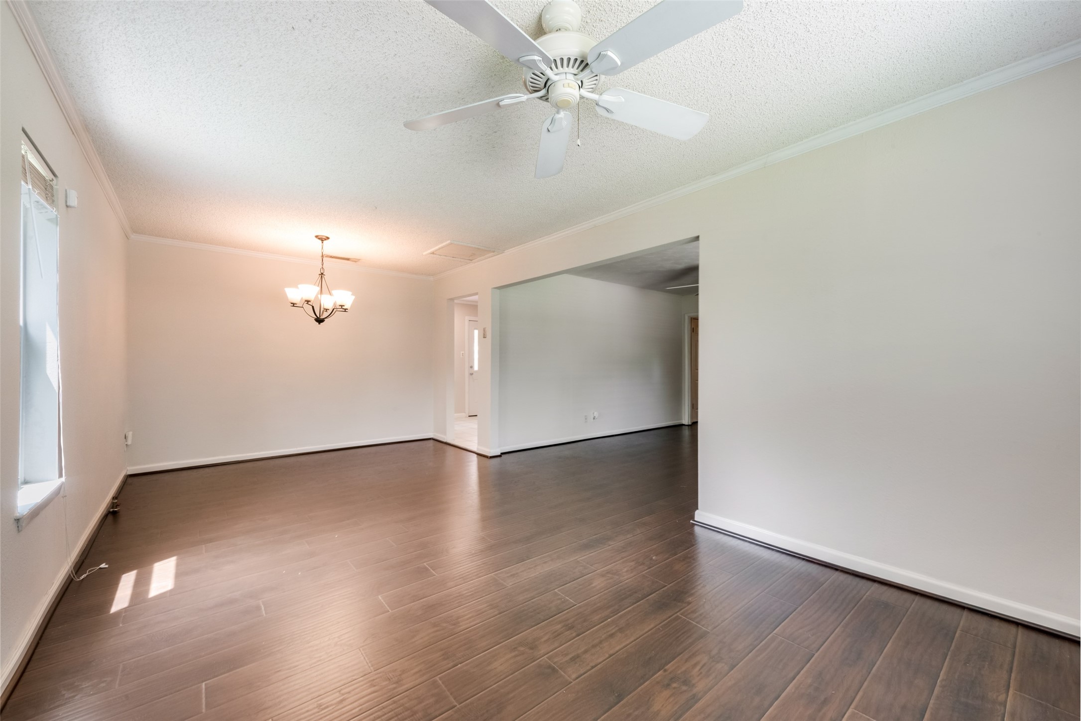 438 Daniel Street Richardson TX 75080