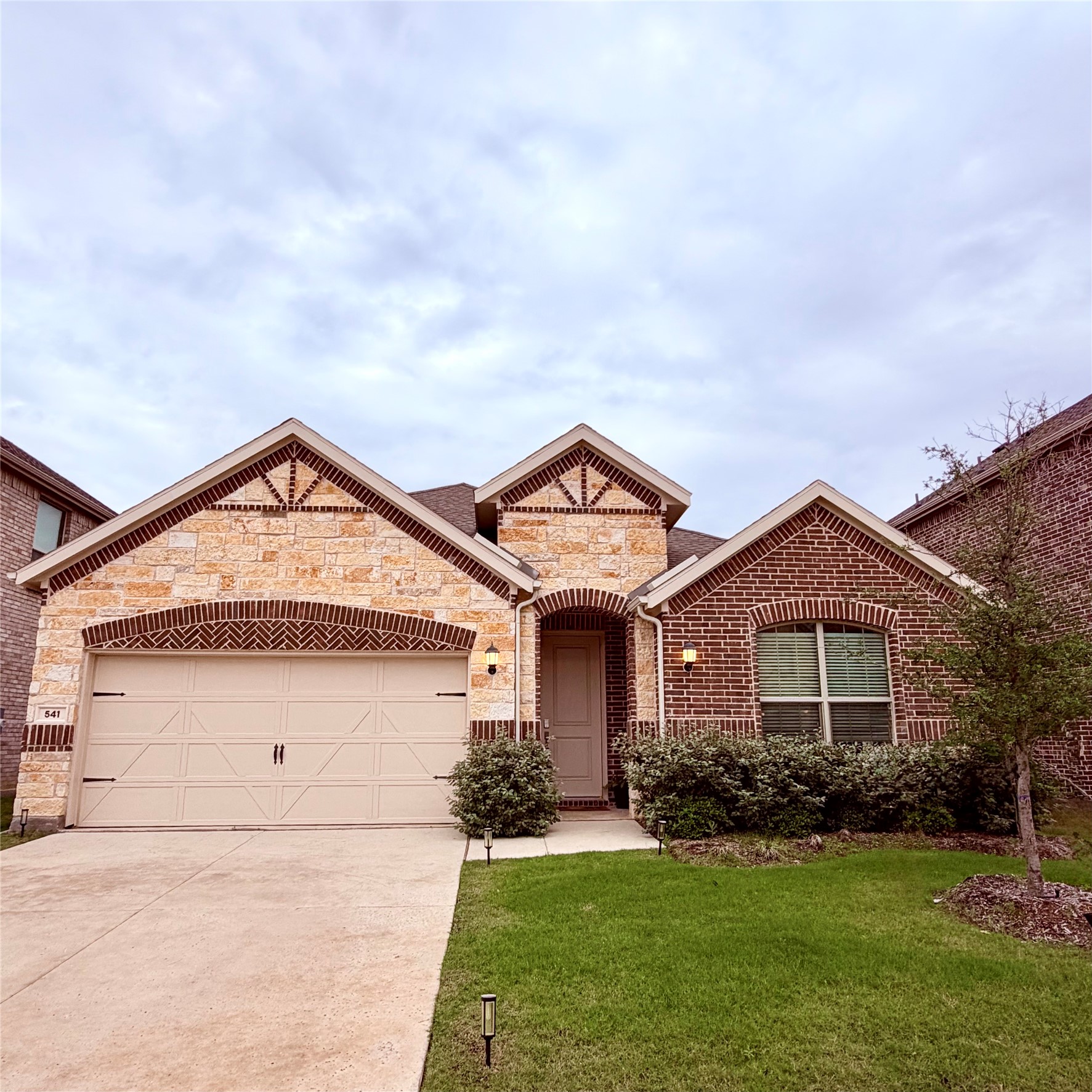 541 Breeds Hill Road Little Elm TX 75068