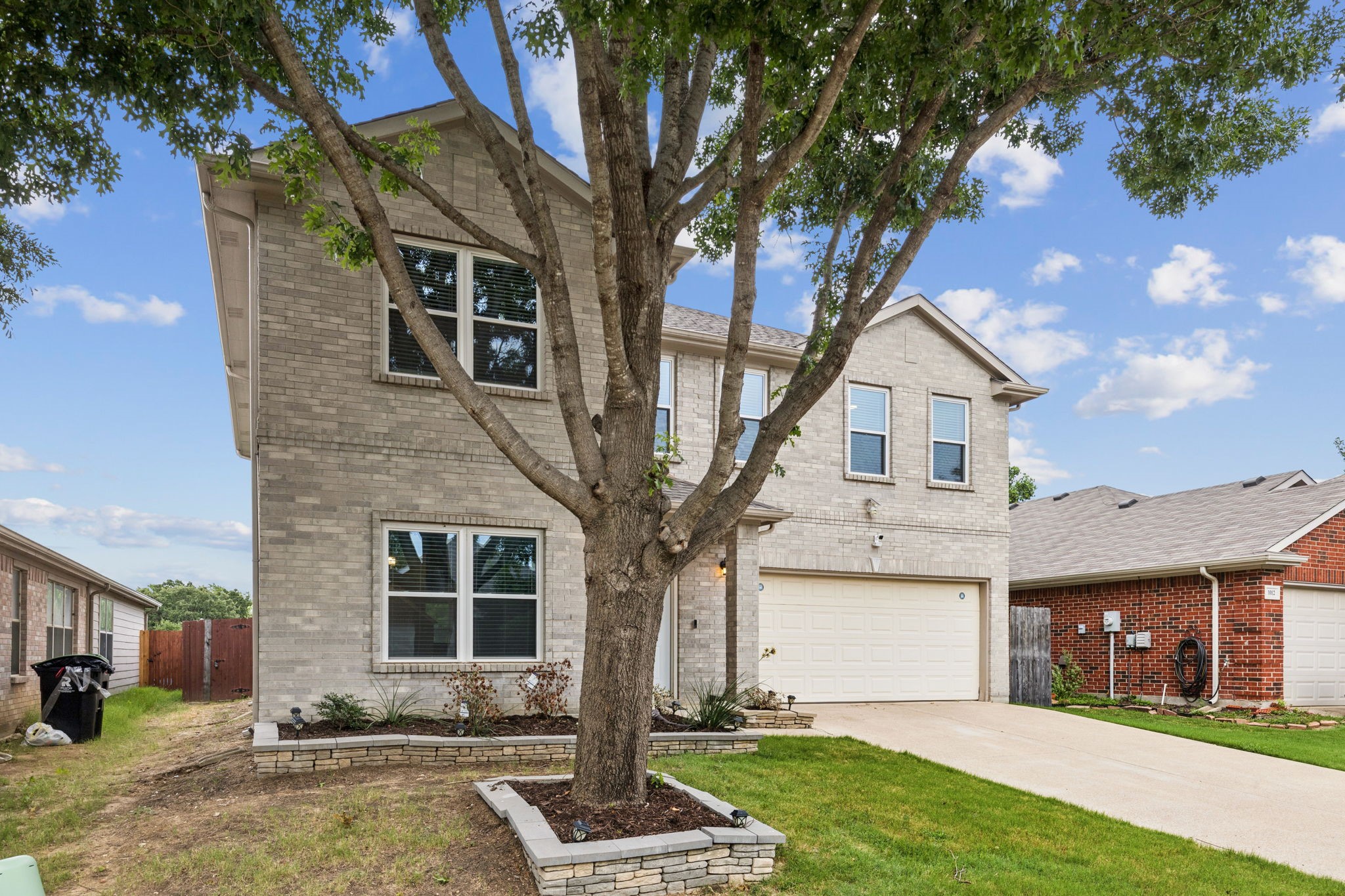 1016 Aviary Aubrey TX 76227