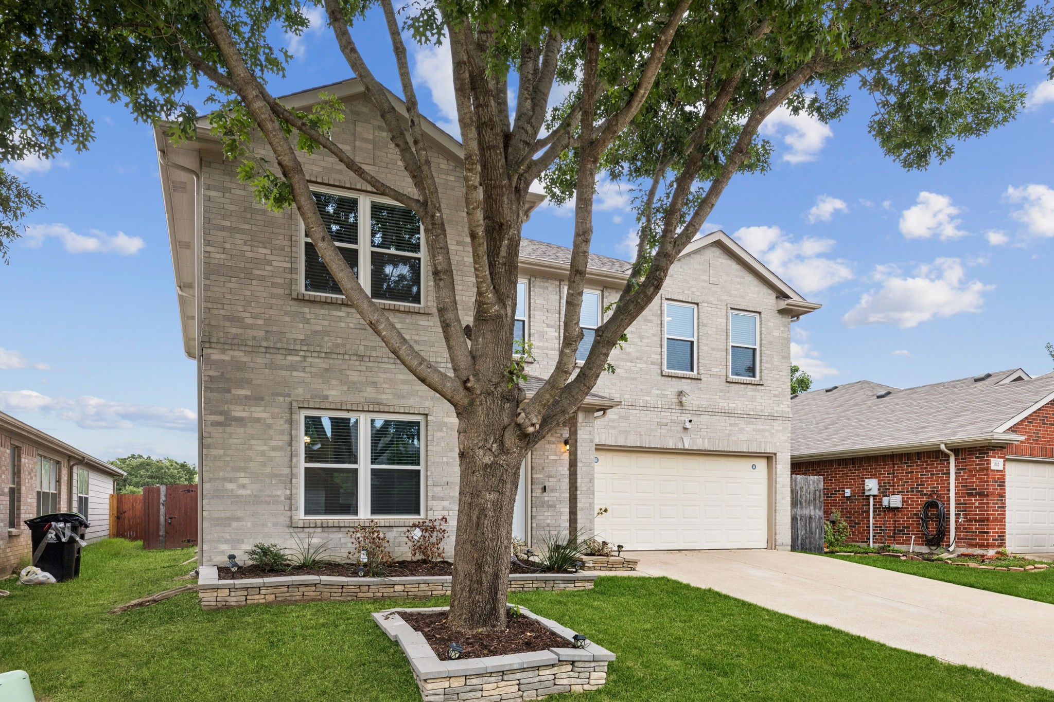 1016 Aviary Aubrey TX 76227