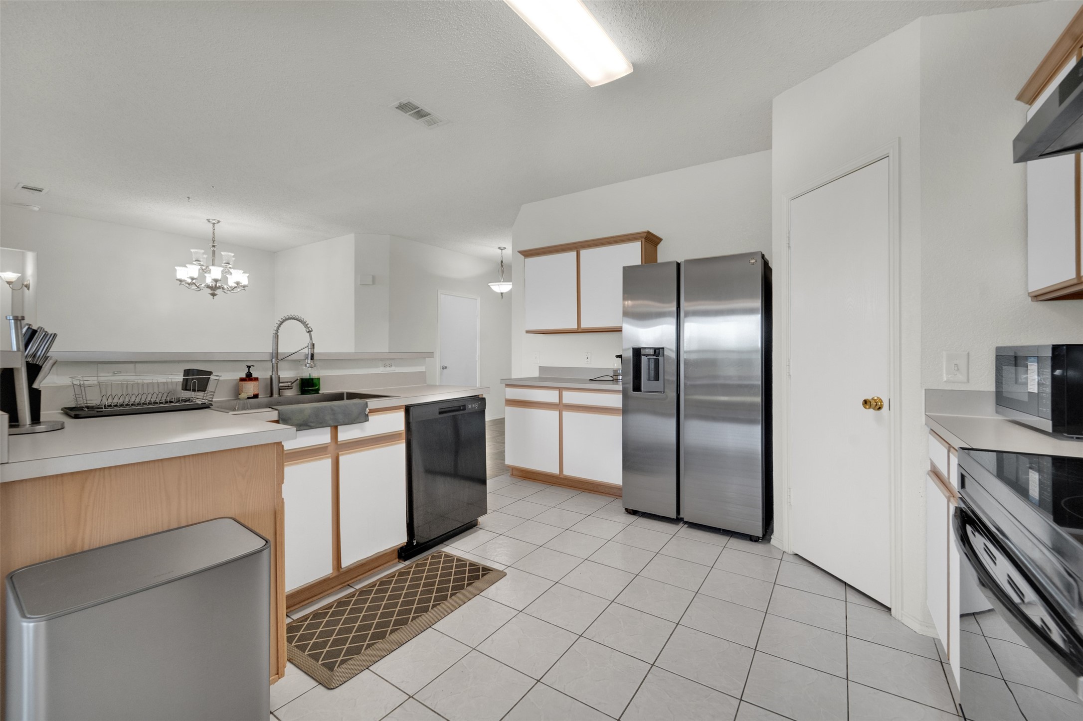 1407 Autumncrest Drive Arlington TX 76002