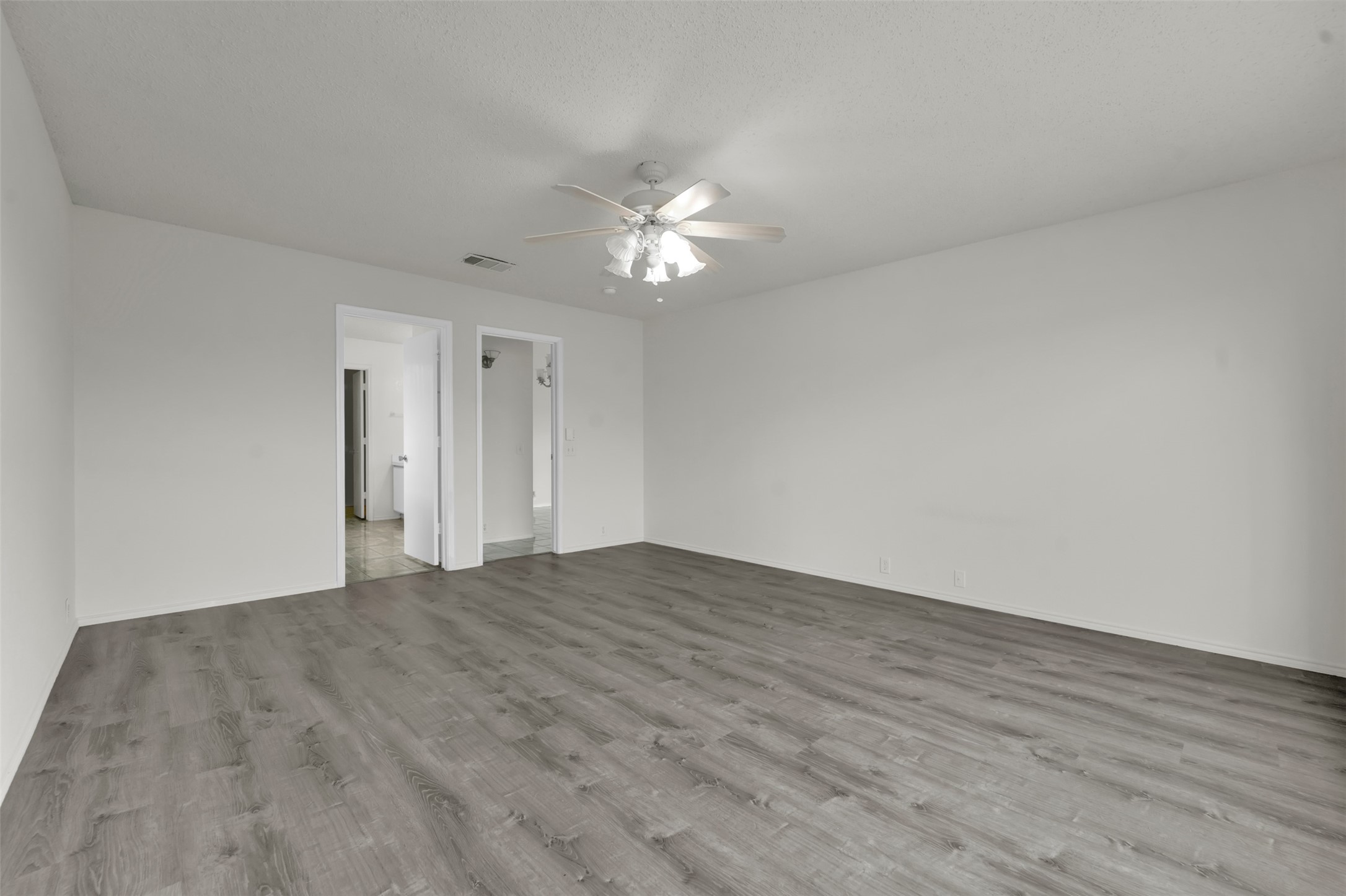 1407 Autumncrest Drive Arlington TX 76002