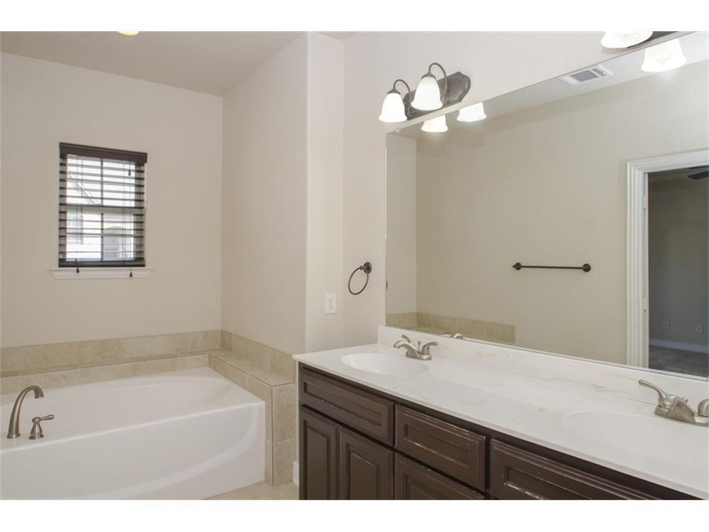 1821 Cortez Lane Mckinney TX 75070