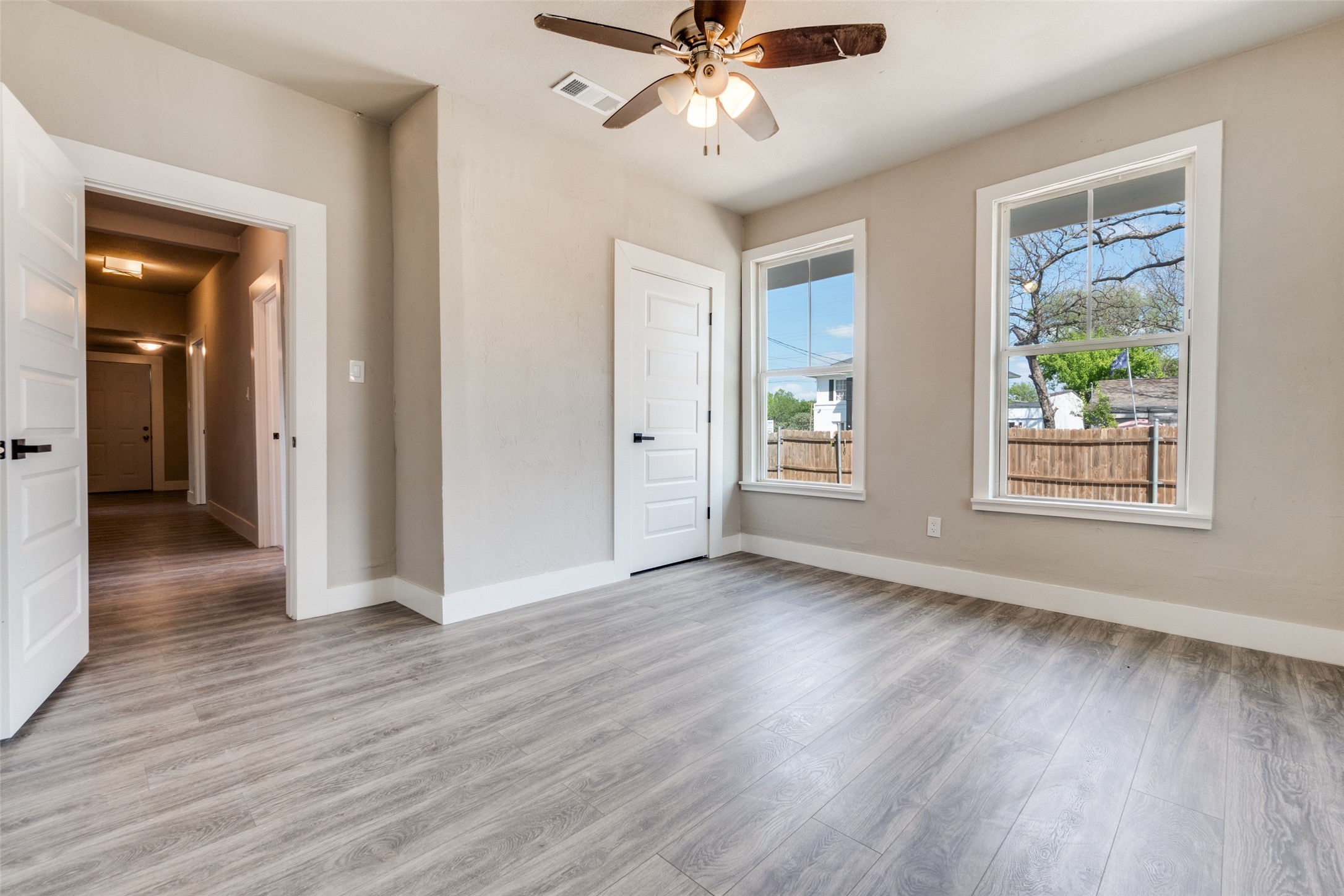 1247 Georgia Avenue Dallas TX 75216
