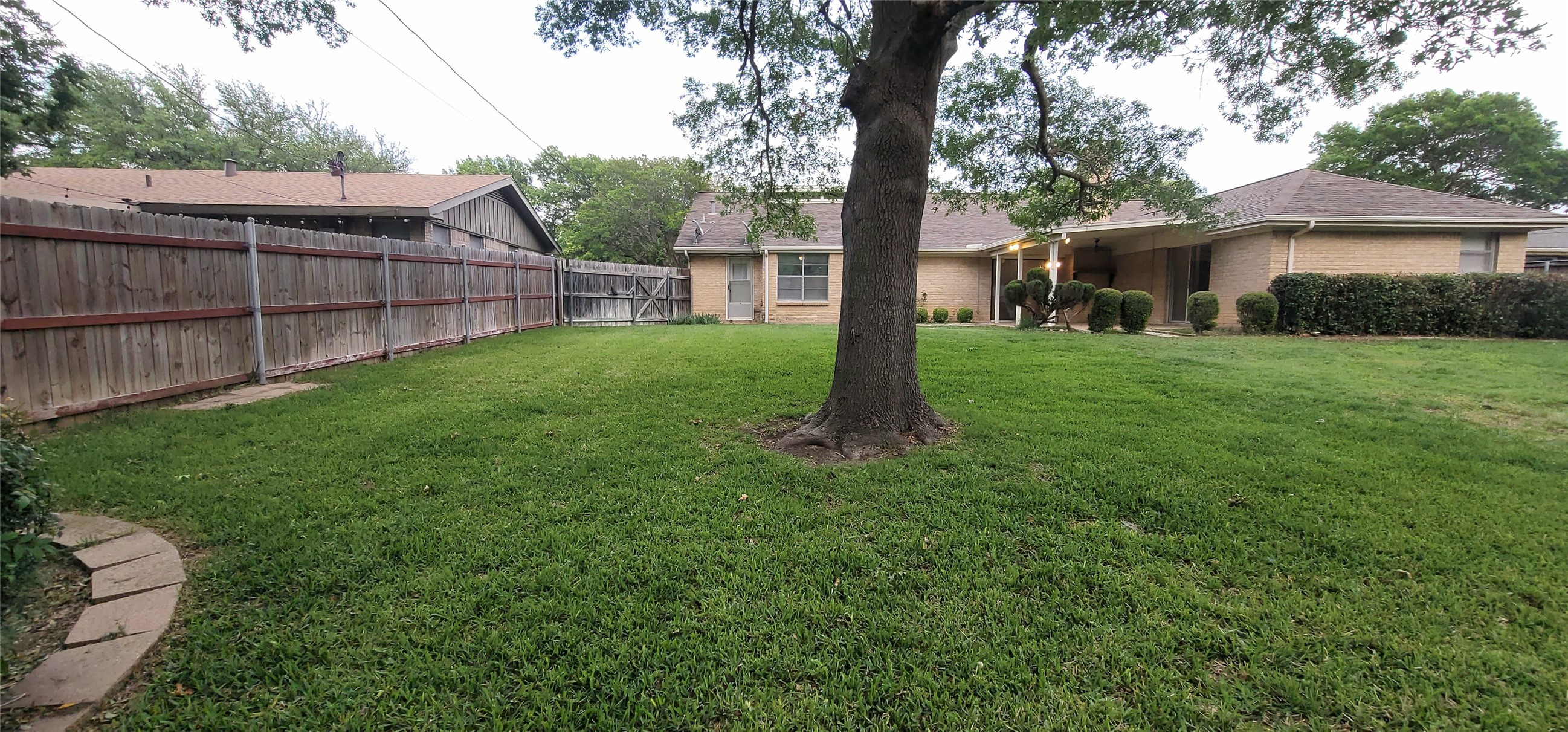 5624 Woodway Drive Fort Worth TX 76133