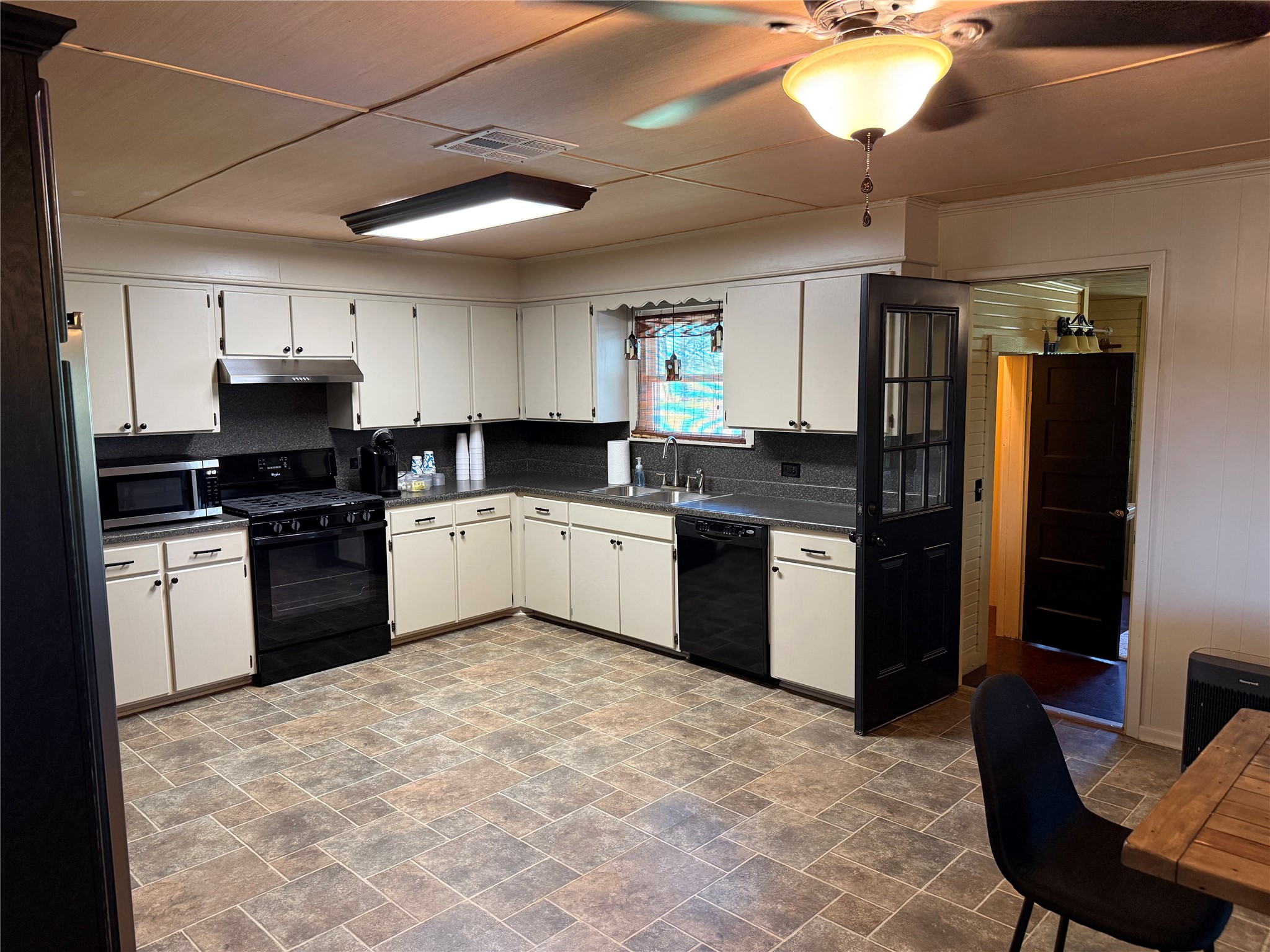 13428 Farm Road 269 Pickton TX 75471