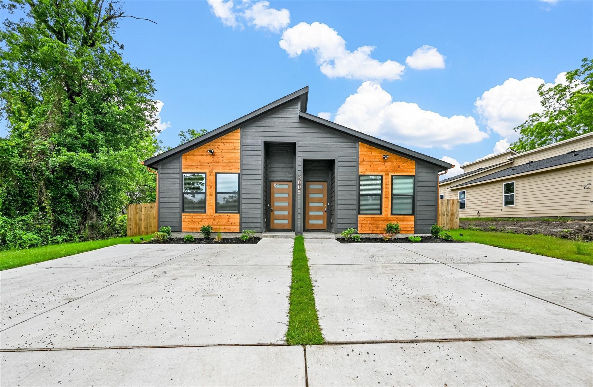 2005 Bourland Street Greenville TX 75401