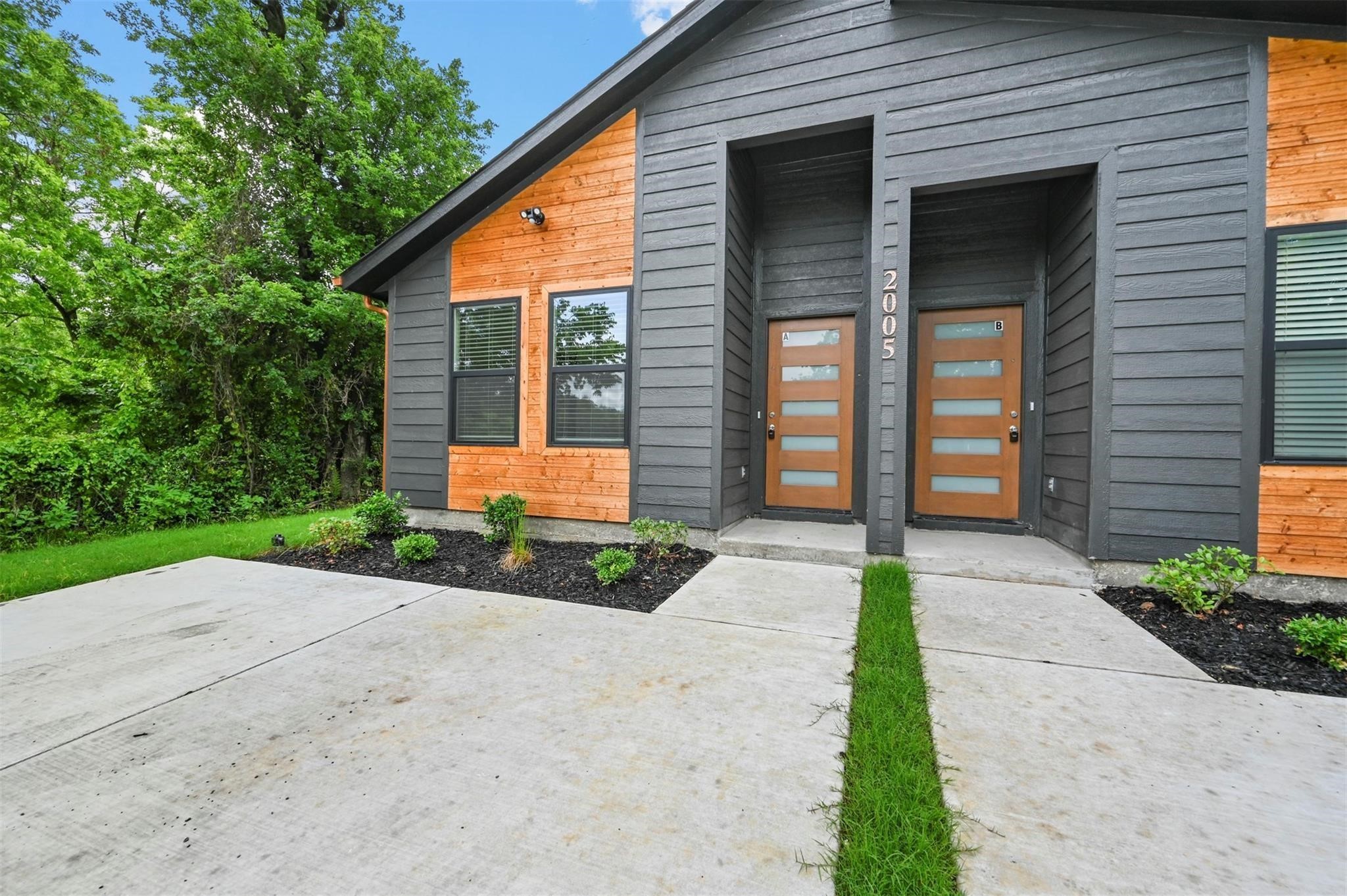 2005 Bourland Street Greenville TX 75401