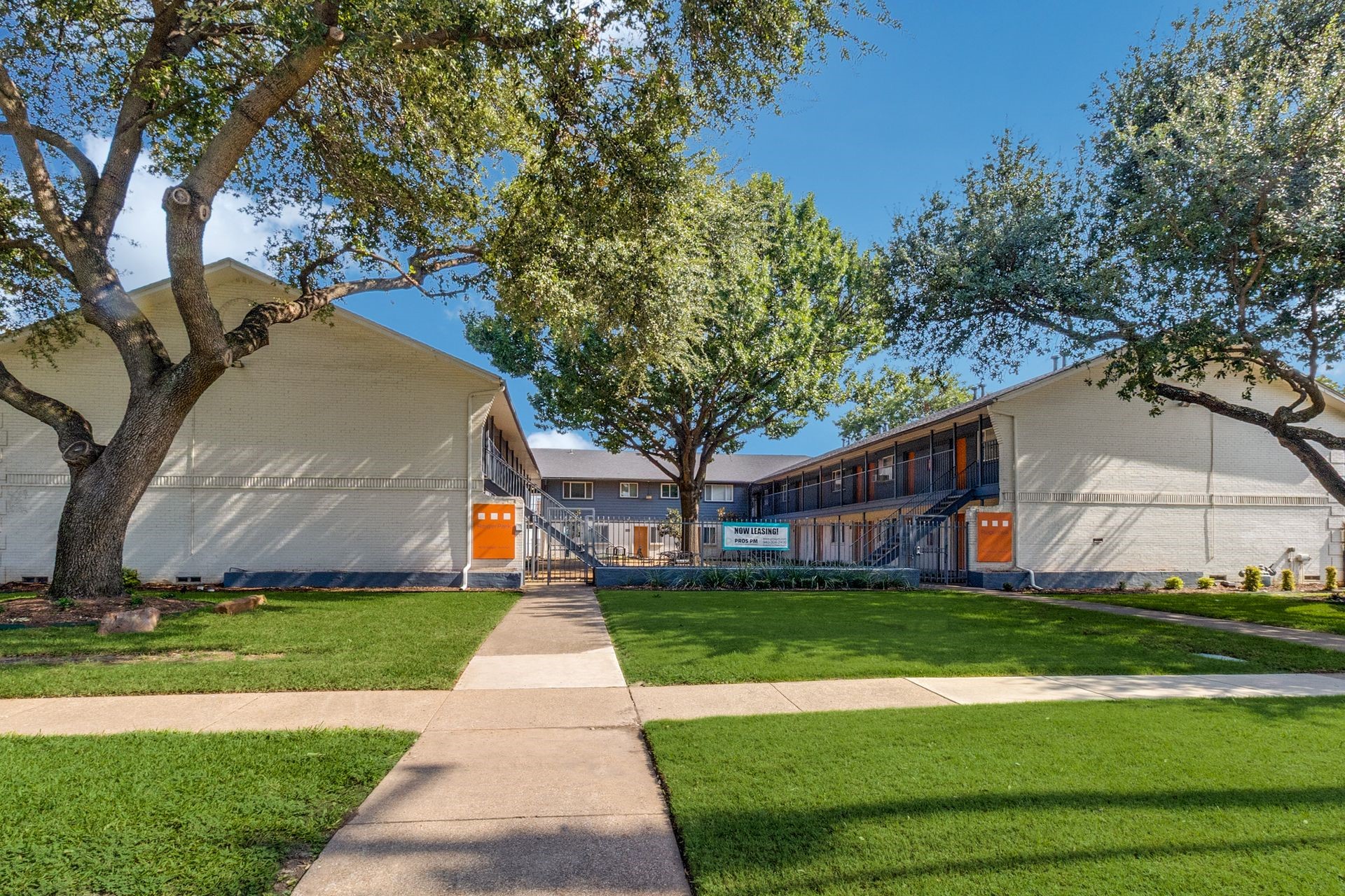 4618 Reiger Avenue Dallas TX 75246