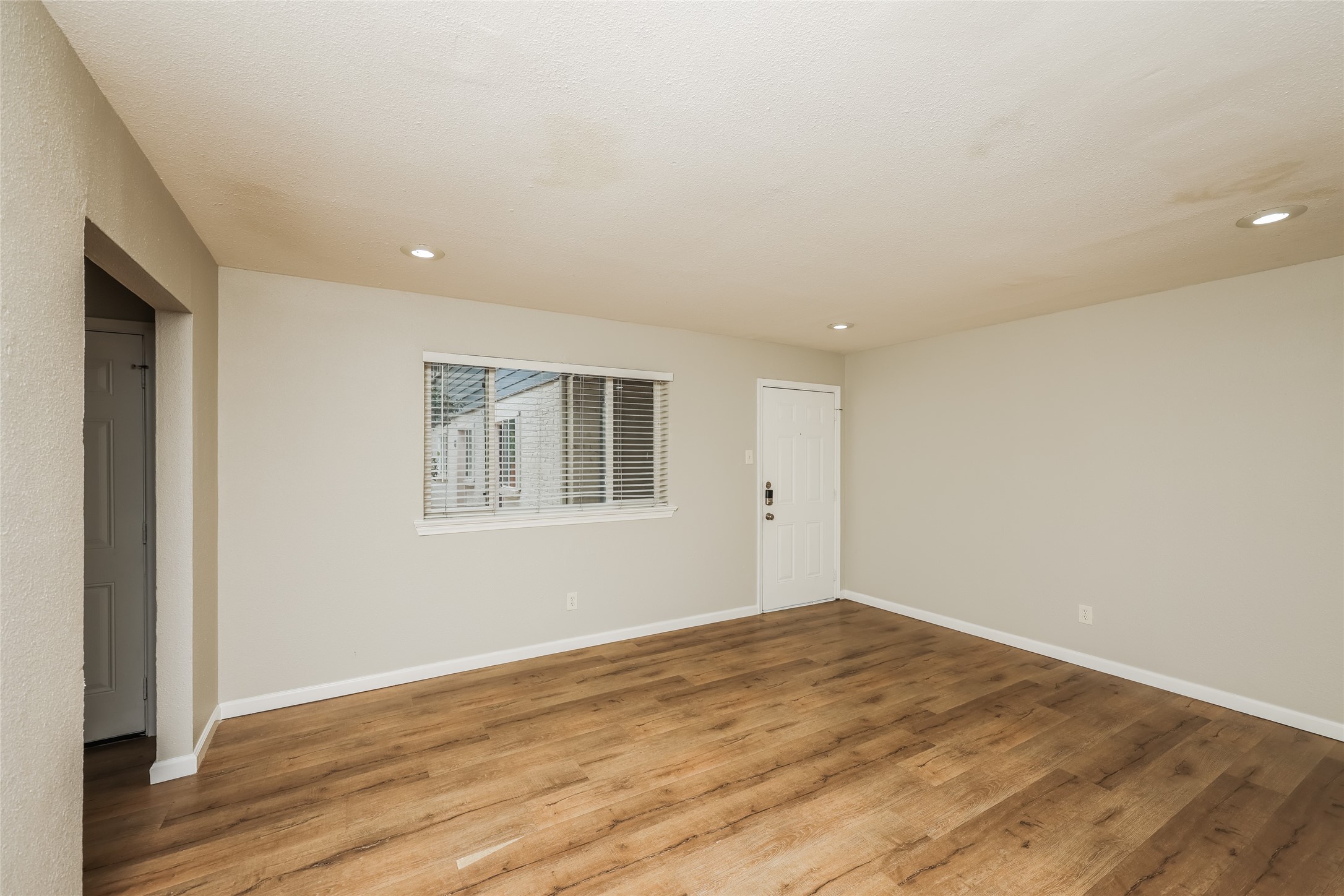 4618 Reiger Avenue Dallas TX 75246