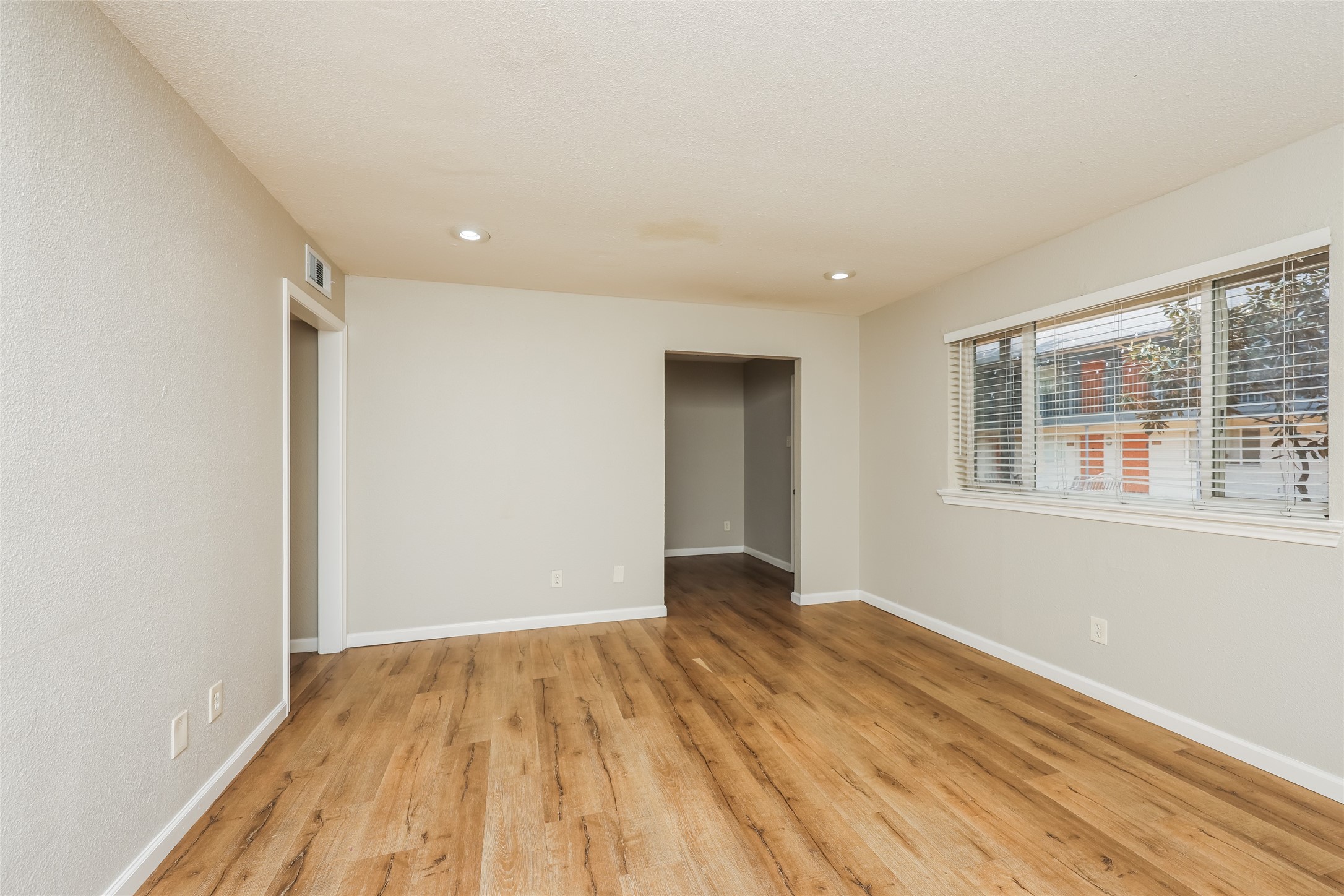 4618 Reiger Avenue Dallas TX 75246