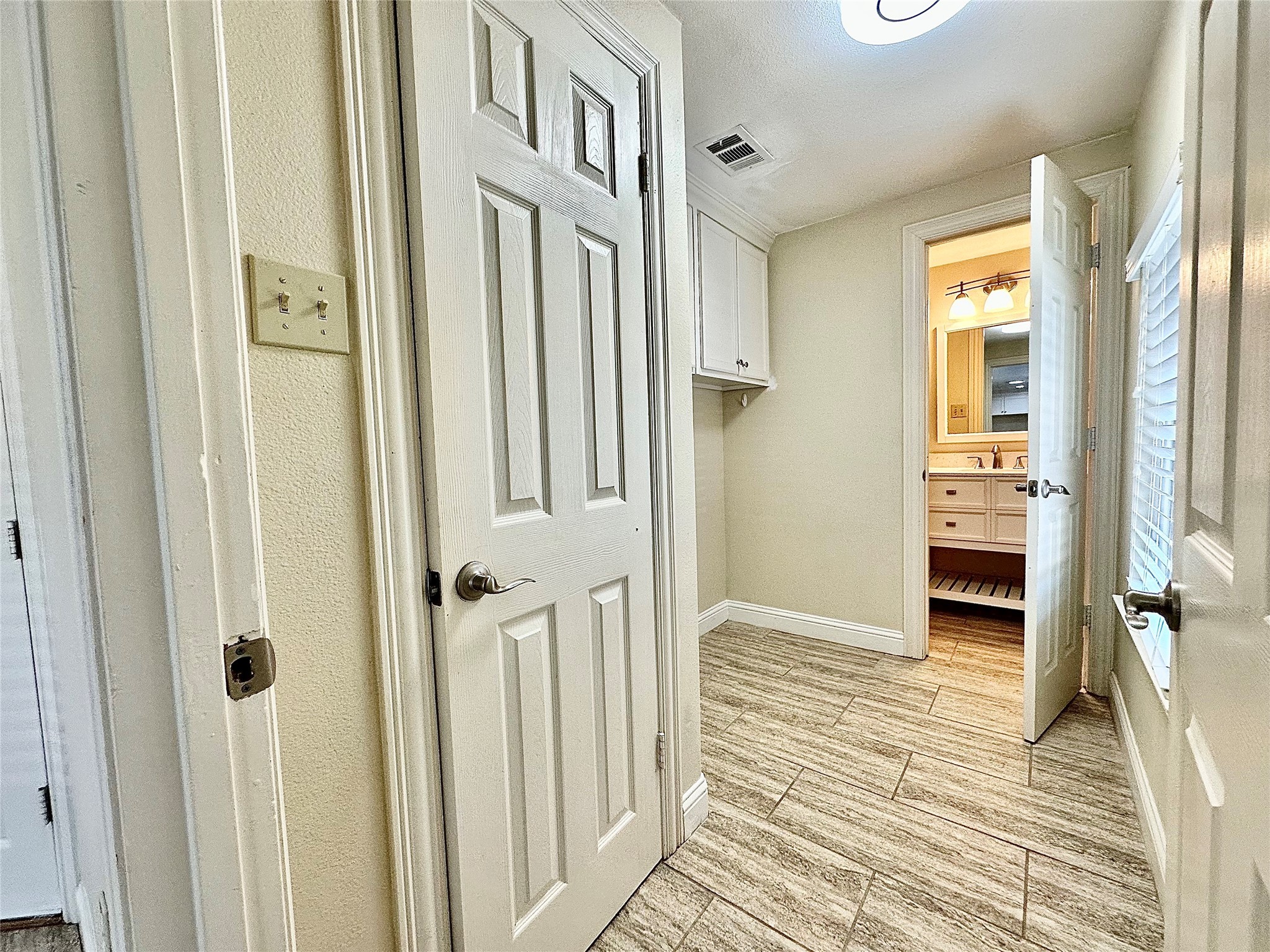6632 Winding Rose Trail Dallas TX 75252