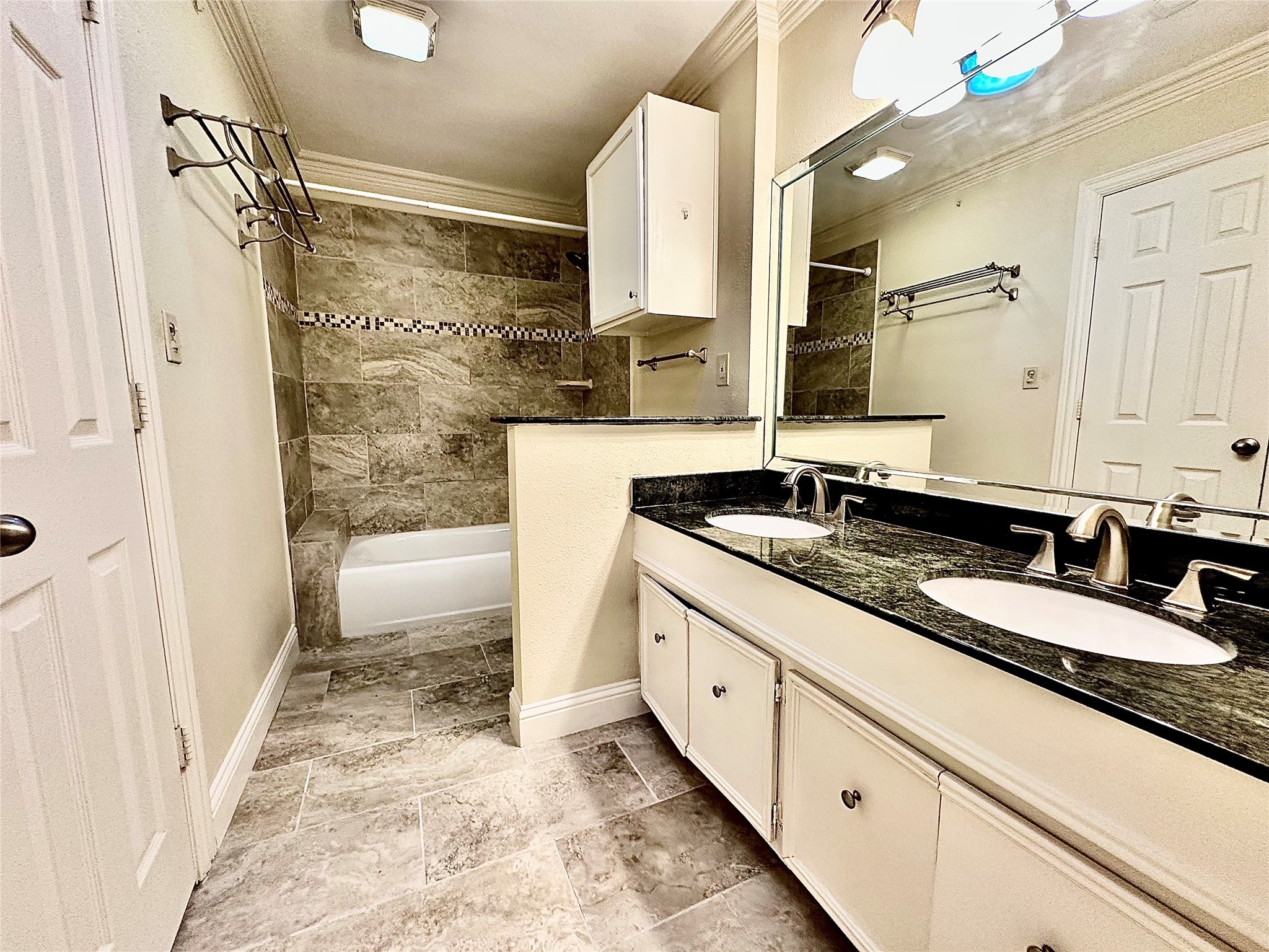 6632 Winding Rose Trail Dallas TX 75252
