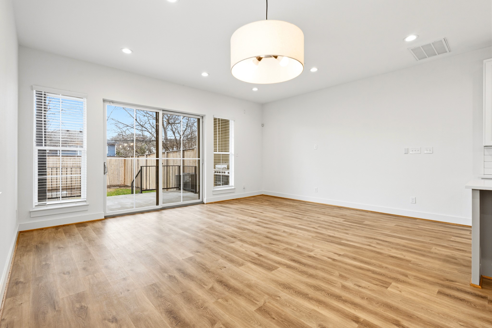 1007 Mount Auburn Avenue Dallas TX 75223