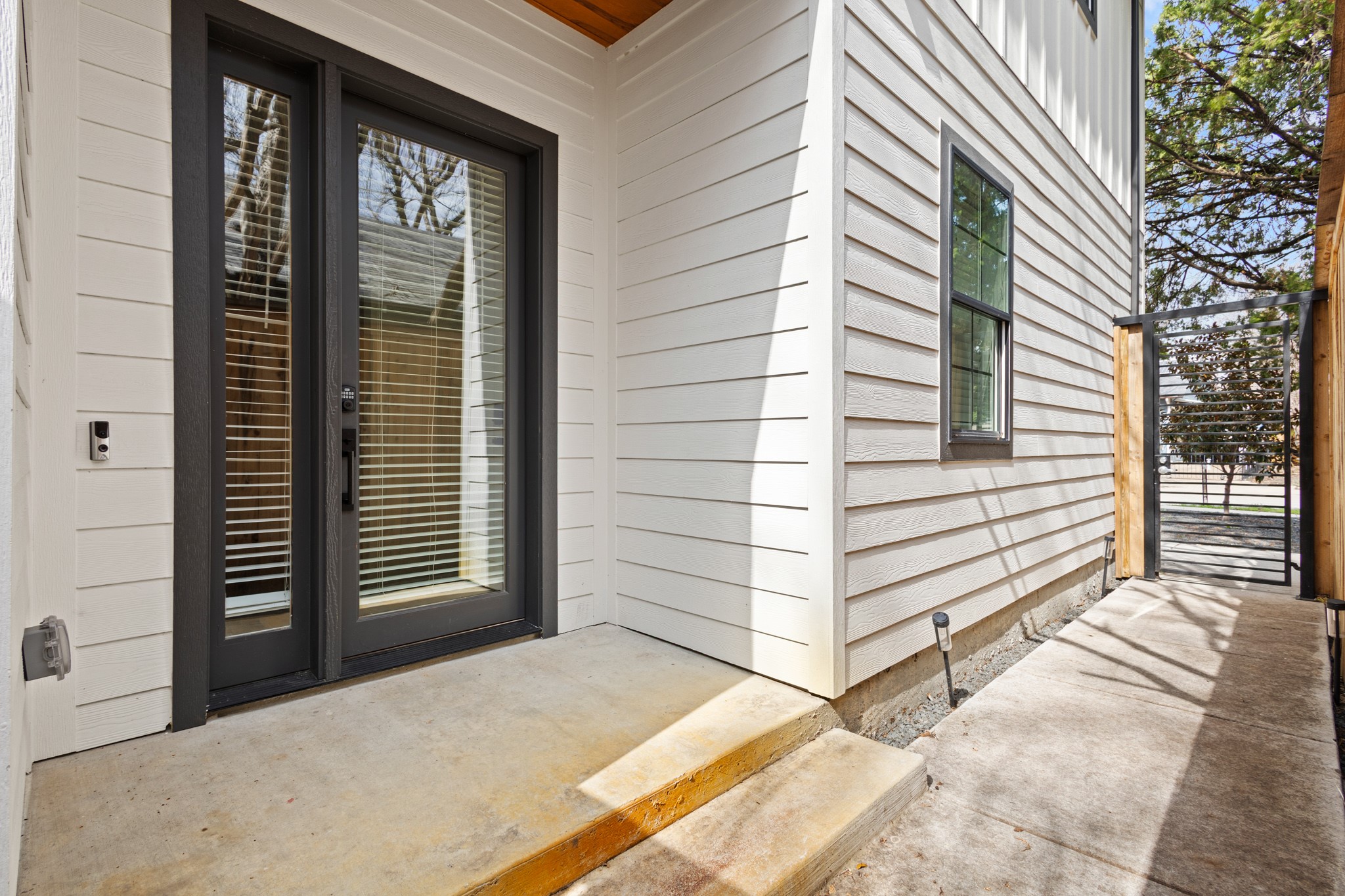 1007 Mount Auburn Avenue Dallas TX 75223