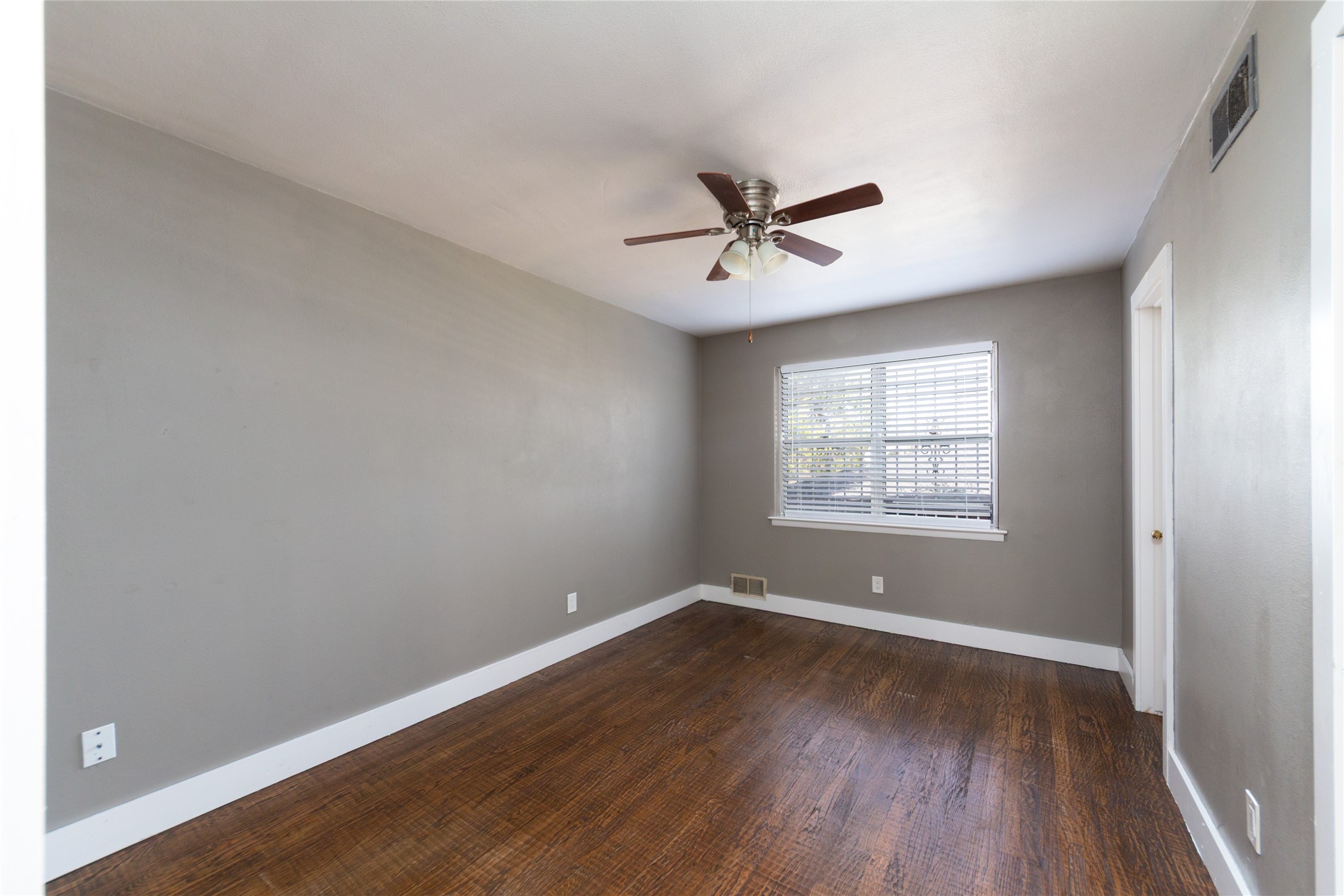 3217 Cedarcroft Lane Dallas TX 75233