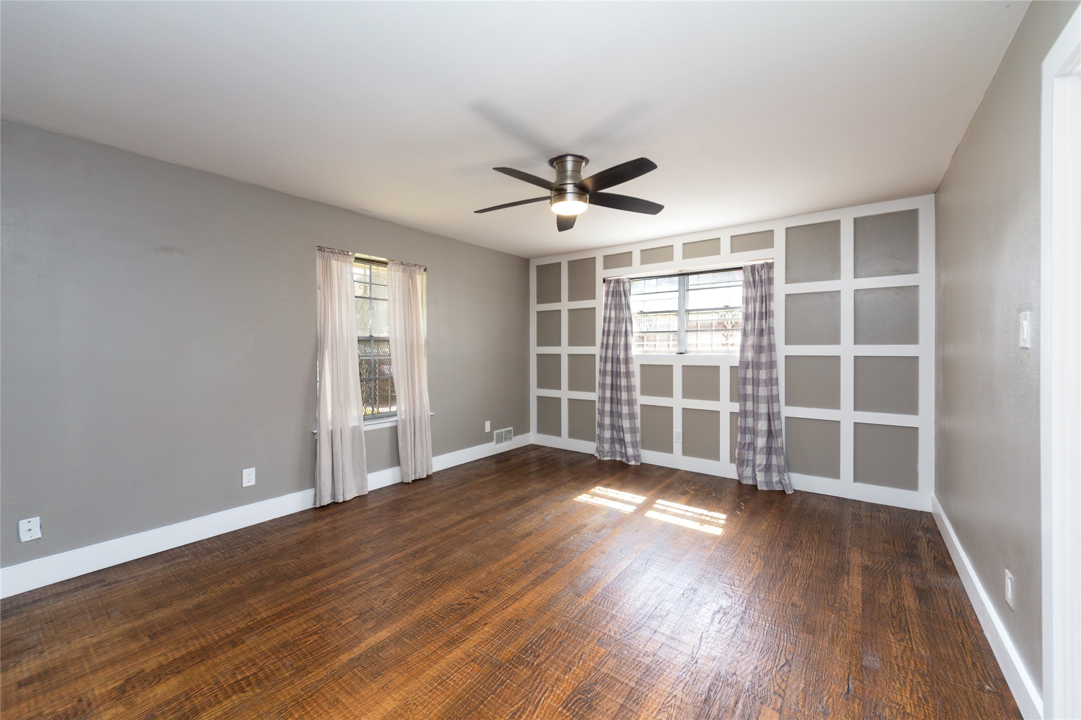 3217 Cedarcroft Lane Dallas TX 75233