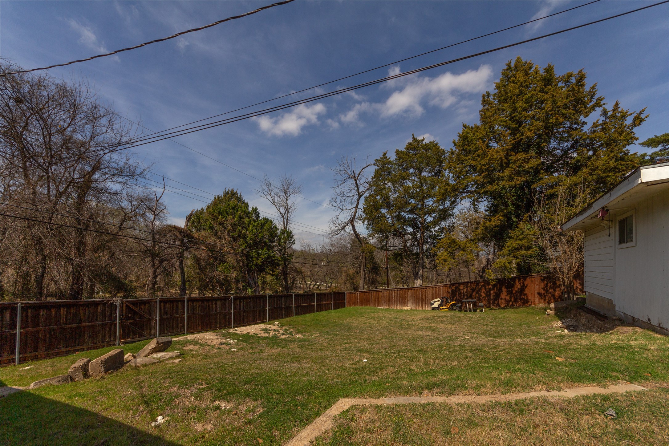 3217 Cedarcroft Lane Dallas TX 75233