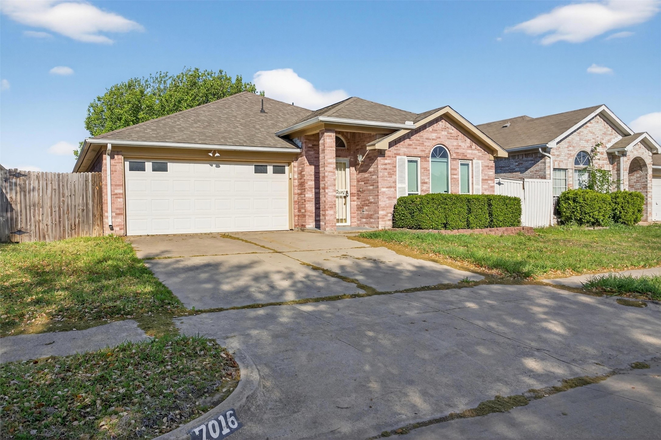 7016 Snowivy Court Arlington TX 76001