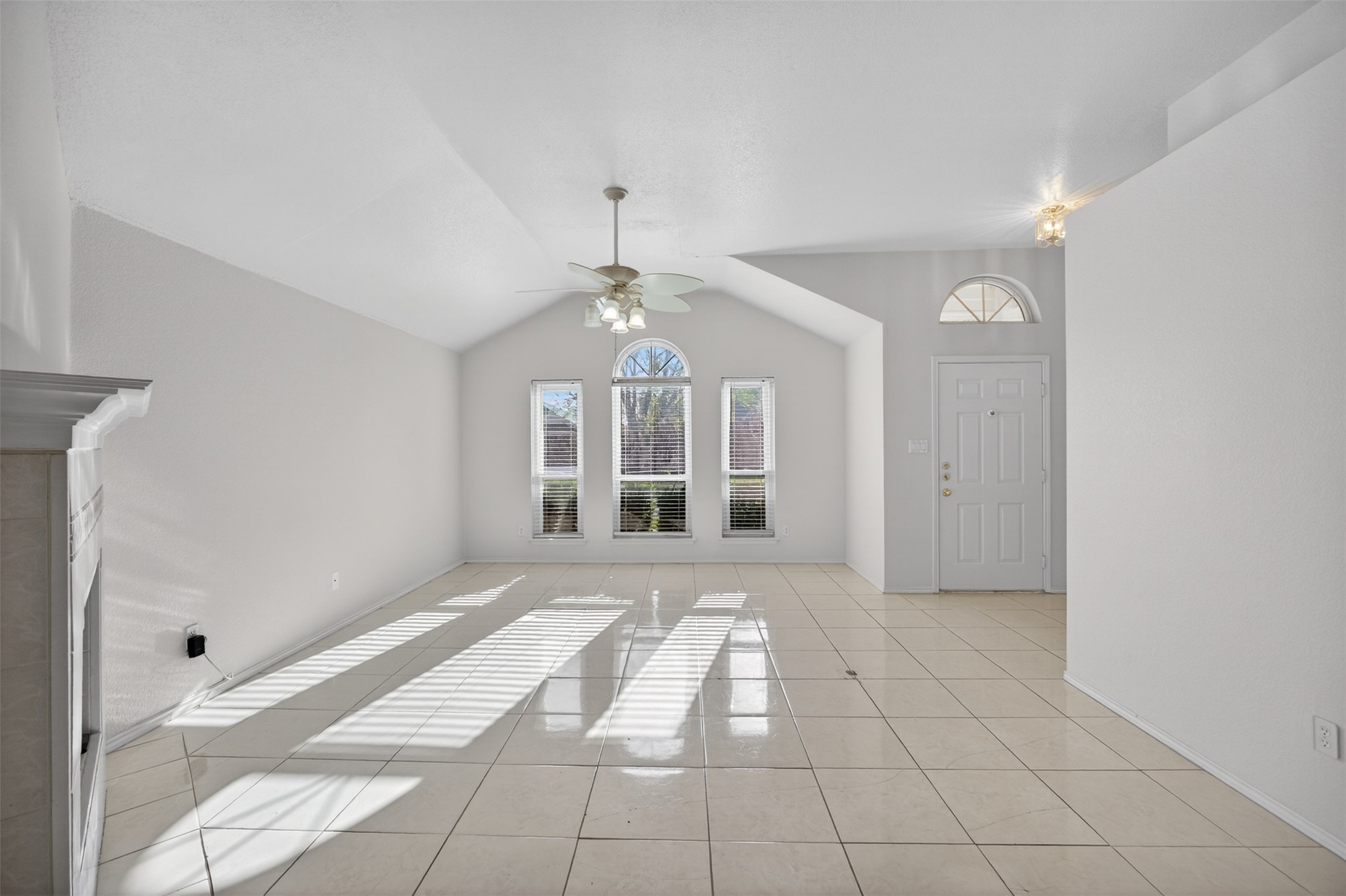 7016 Snowivy Court Arlington TX 76001